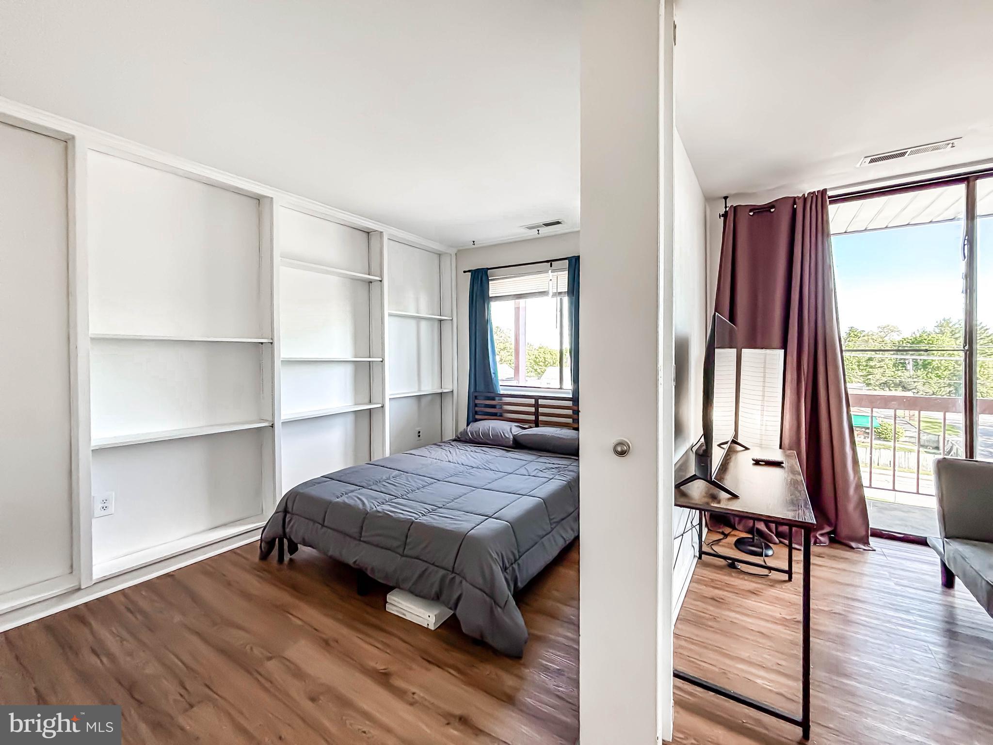 PIKESVILLE - Residential