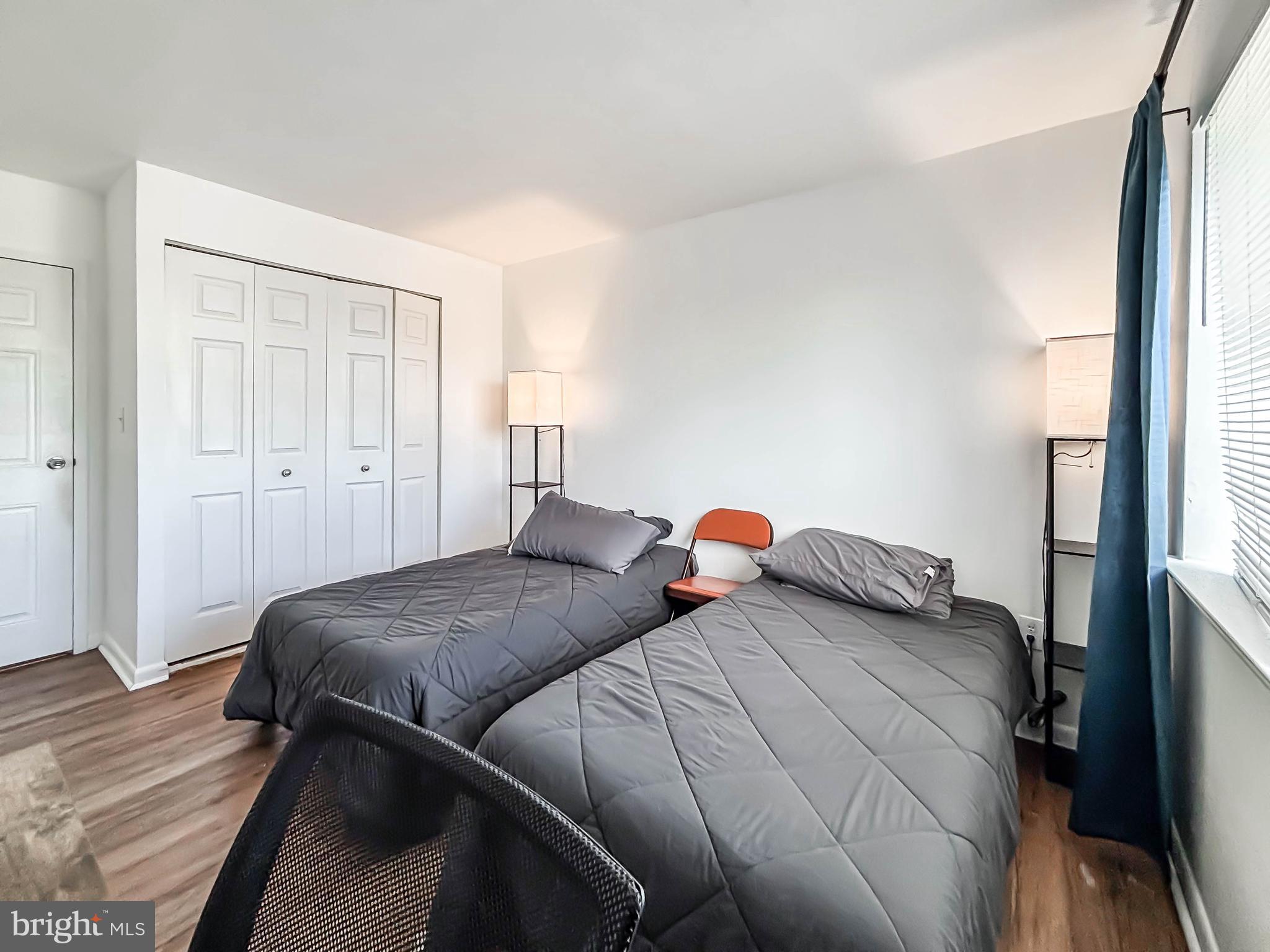 PIKESVILLE - Residential