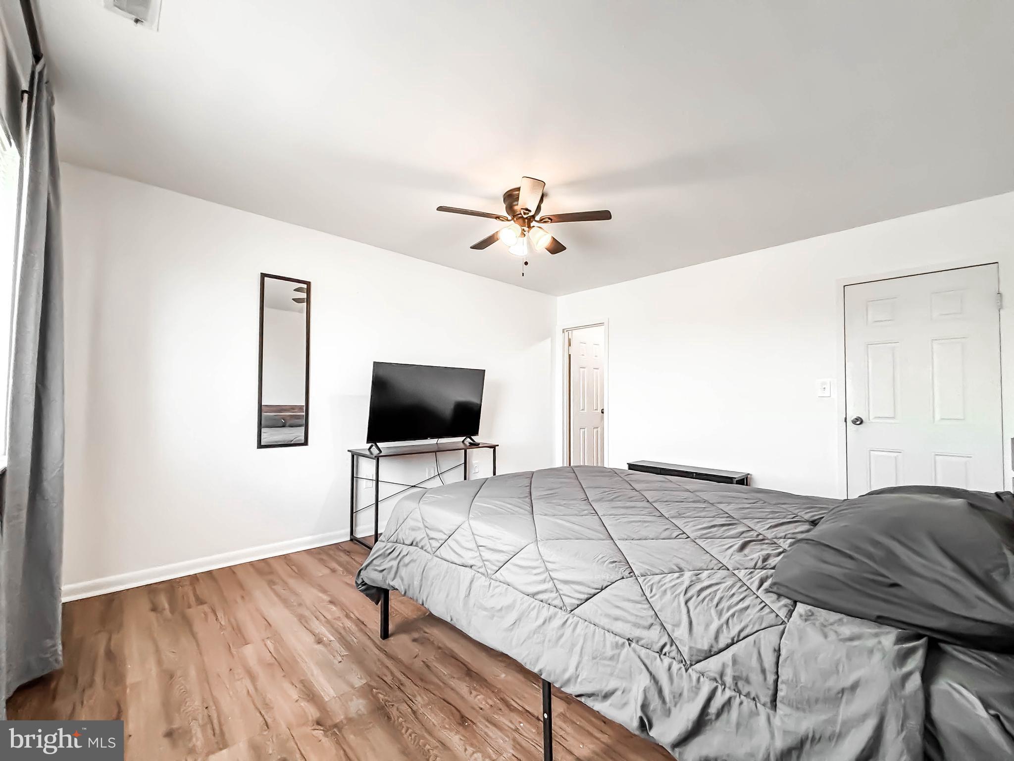 PIKESVILLE - Residential