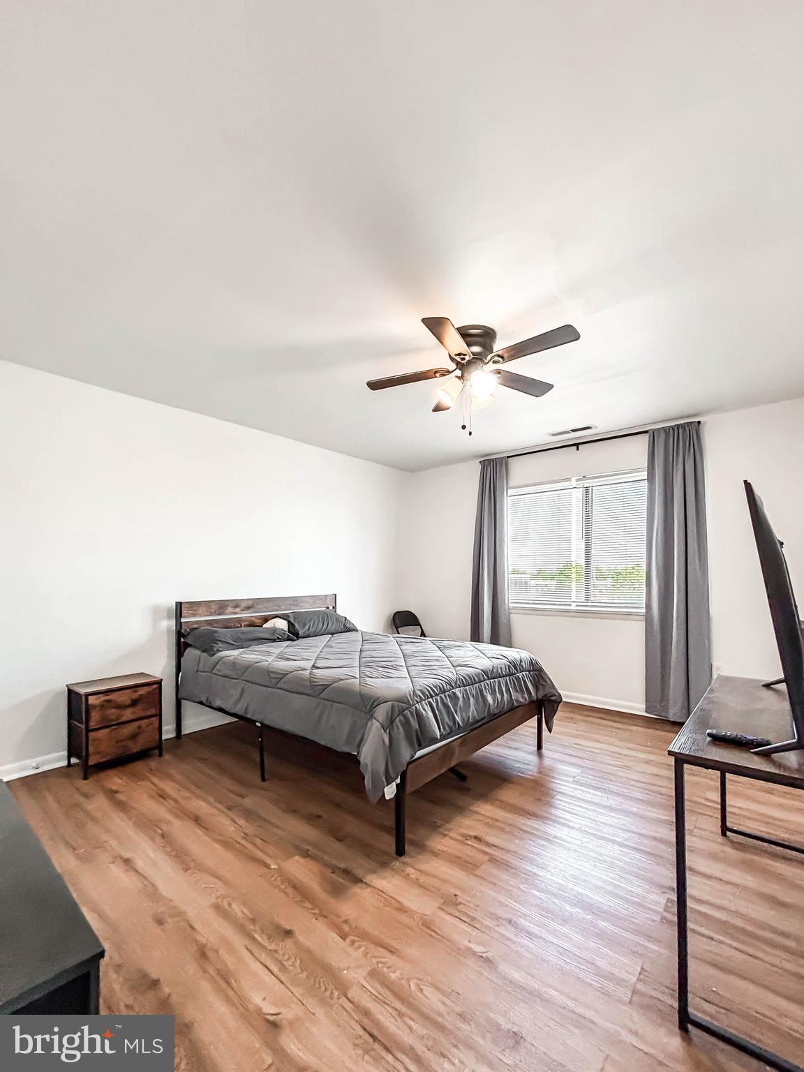 PIKESVILLE - Residential