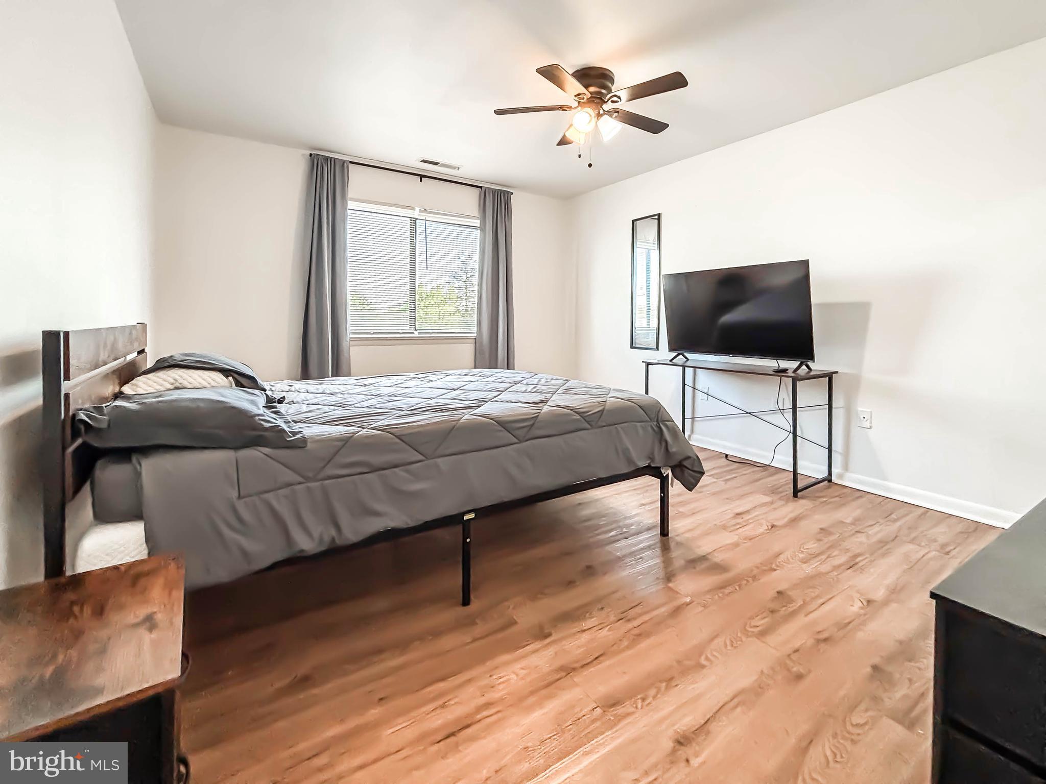 PIKESVILLE - Residential