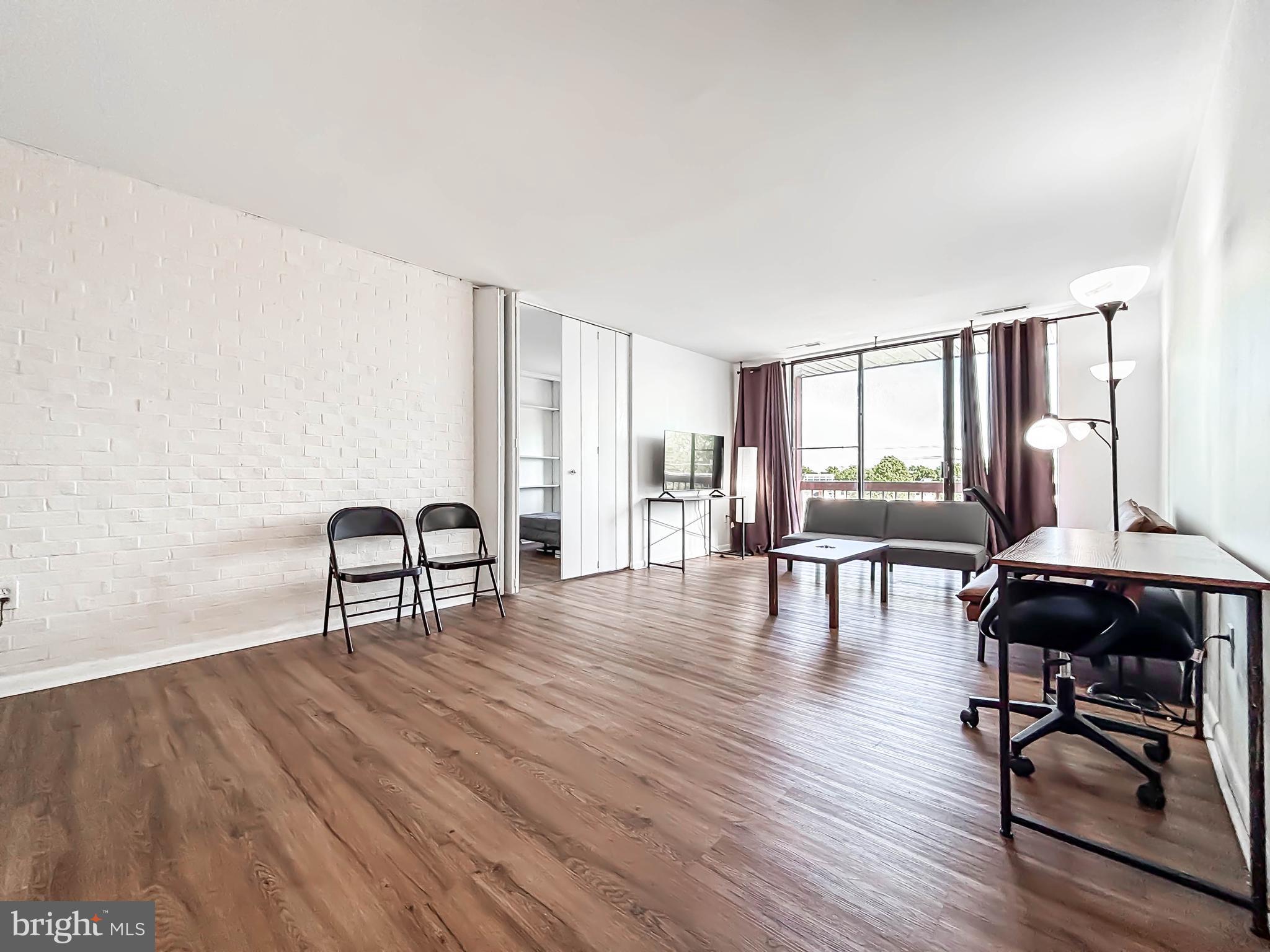 PIKESVILLE - Residential