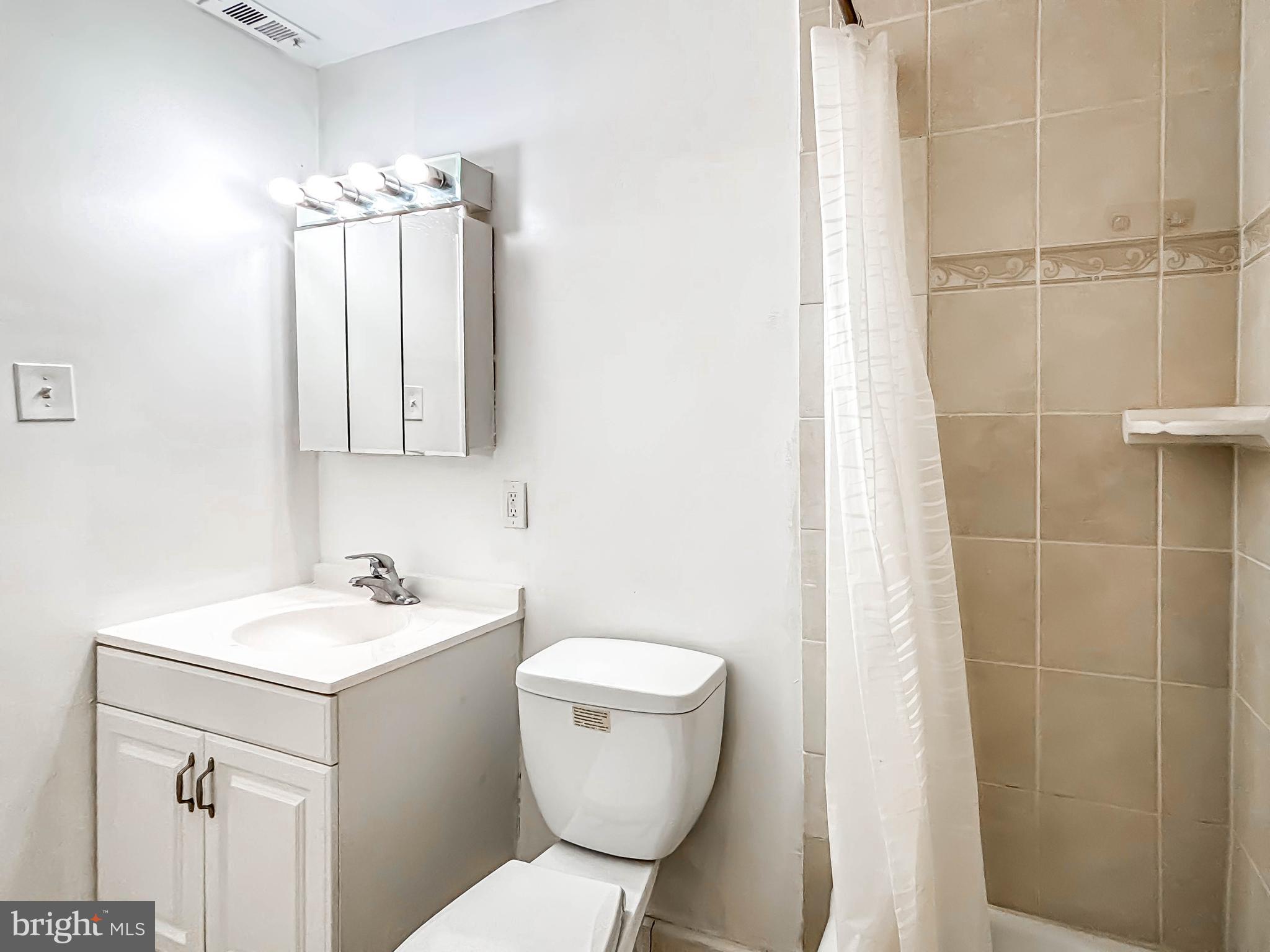 PIKESVILLE - Residential