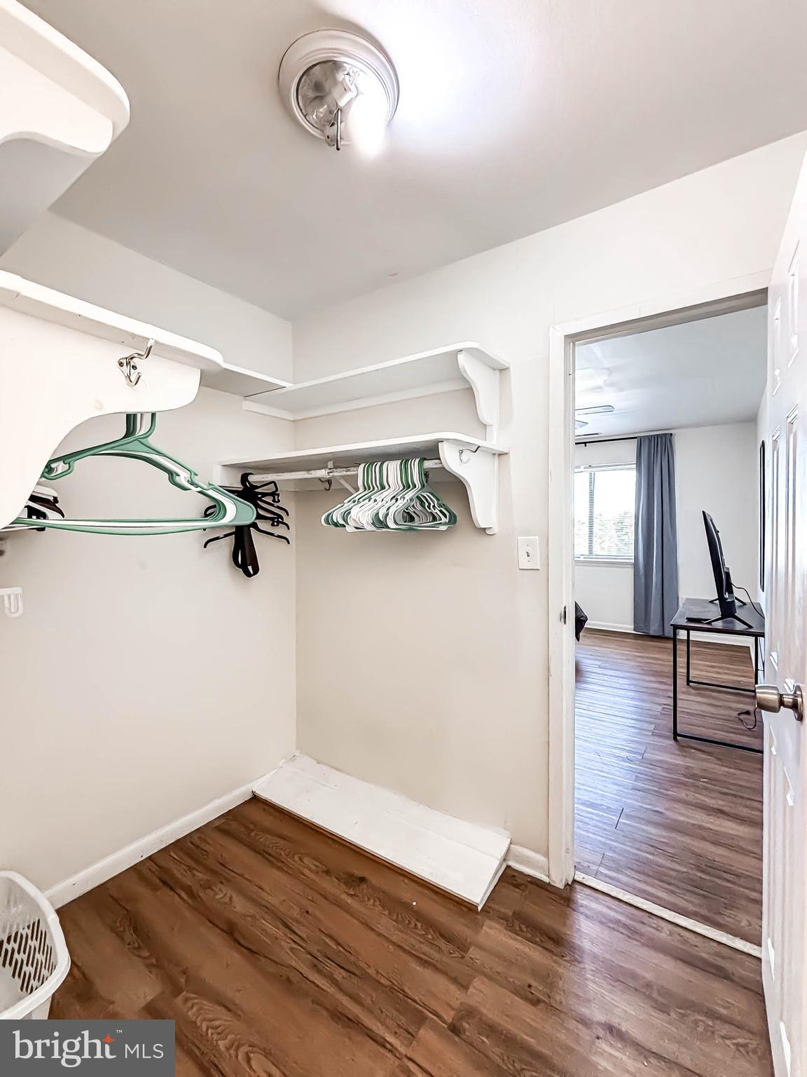 PIKESVILLE - Residential