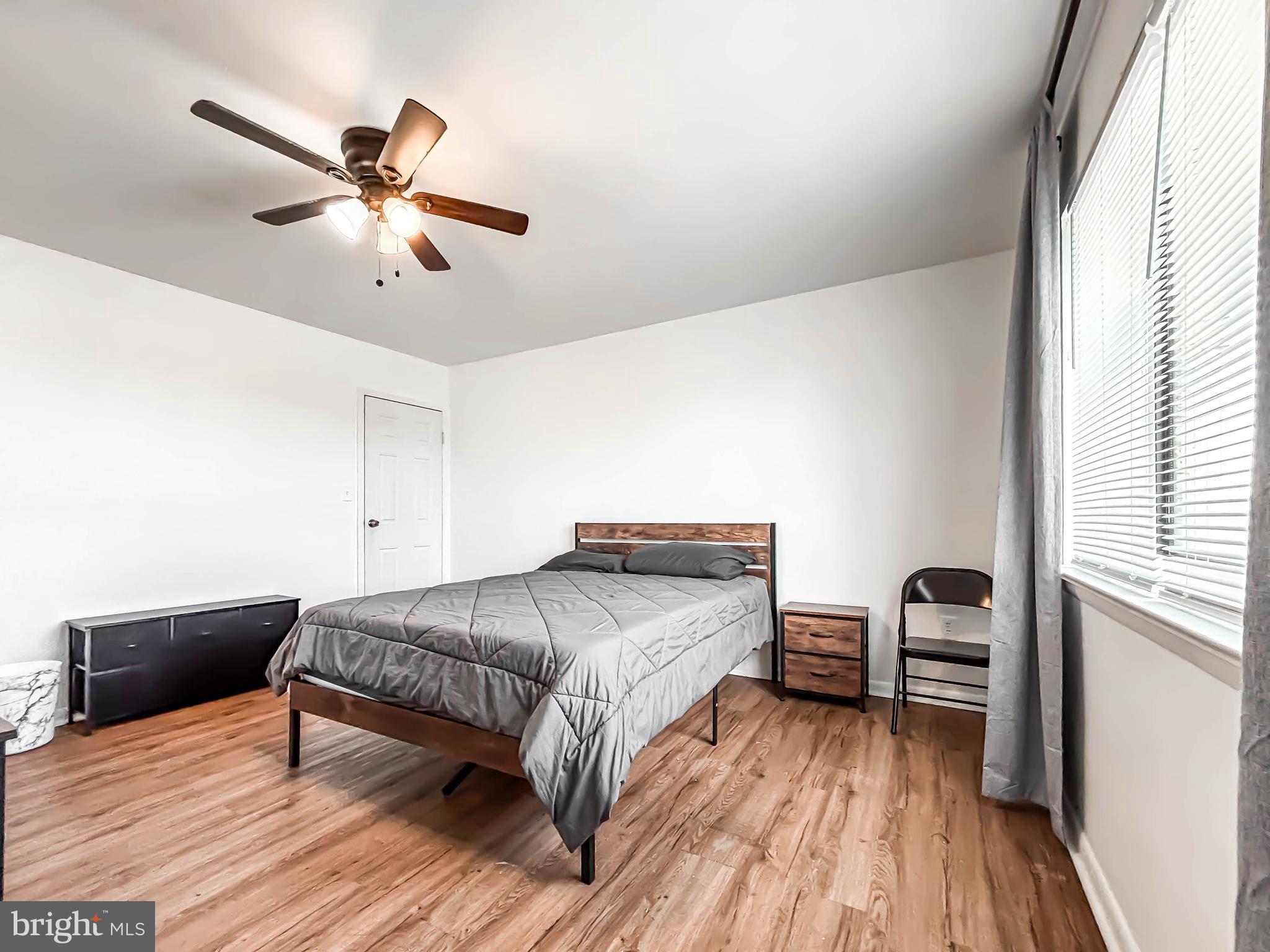 PIKESVILLE - Residential