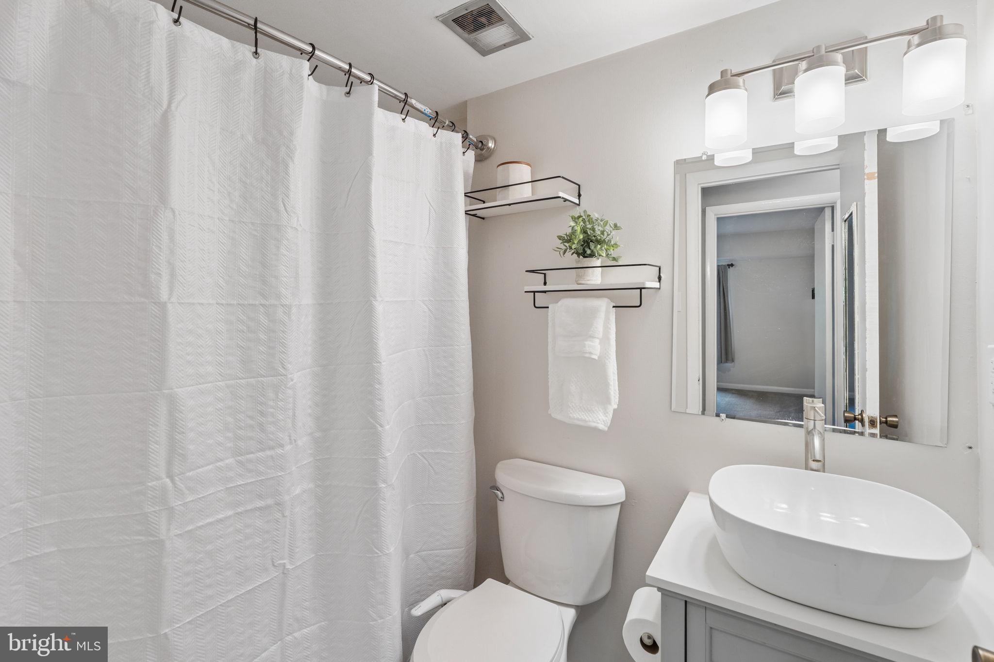 LONG REACH KNOLLS - Residential