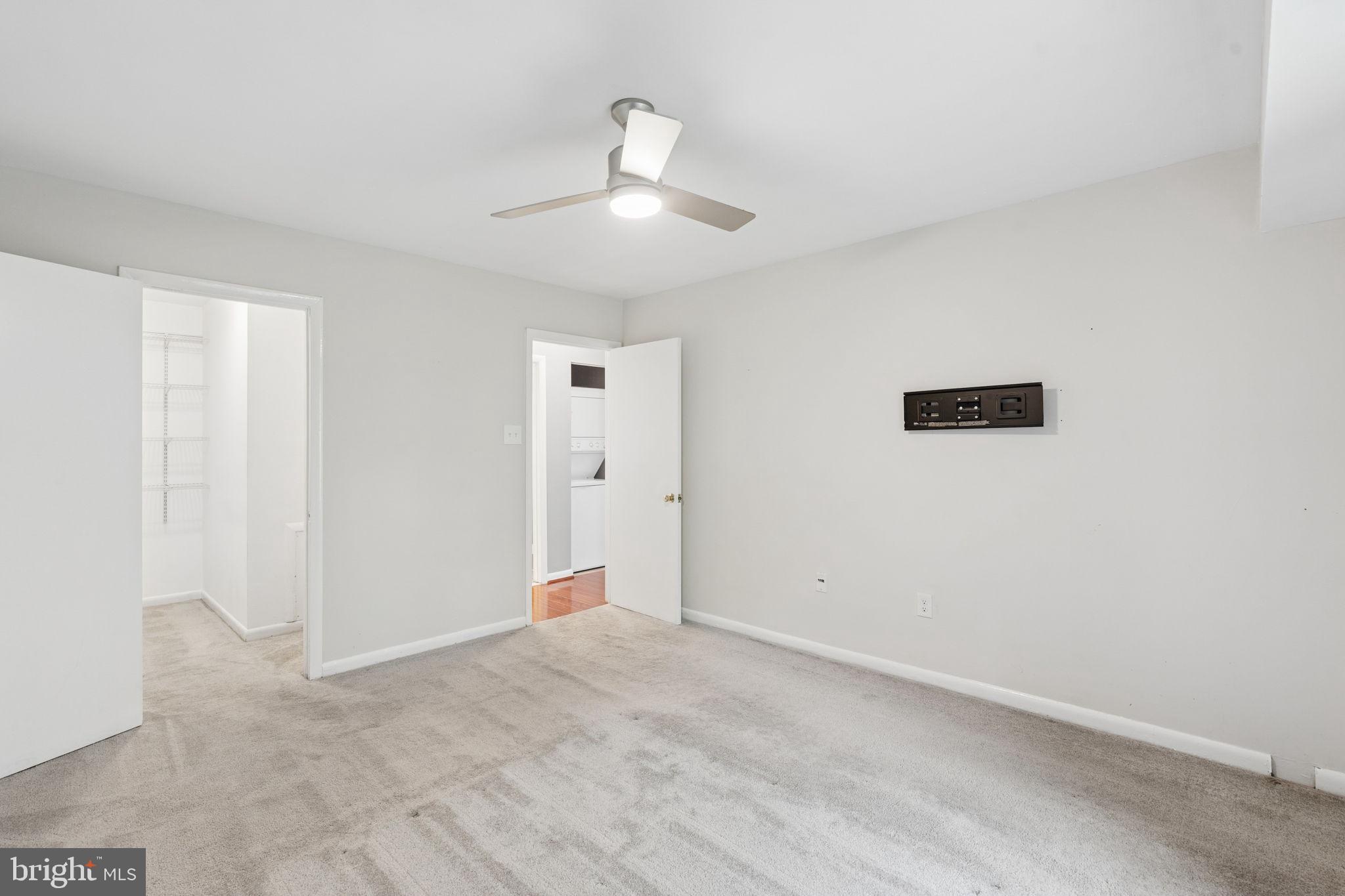 LONG REACH KNOLLS - Residential