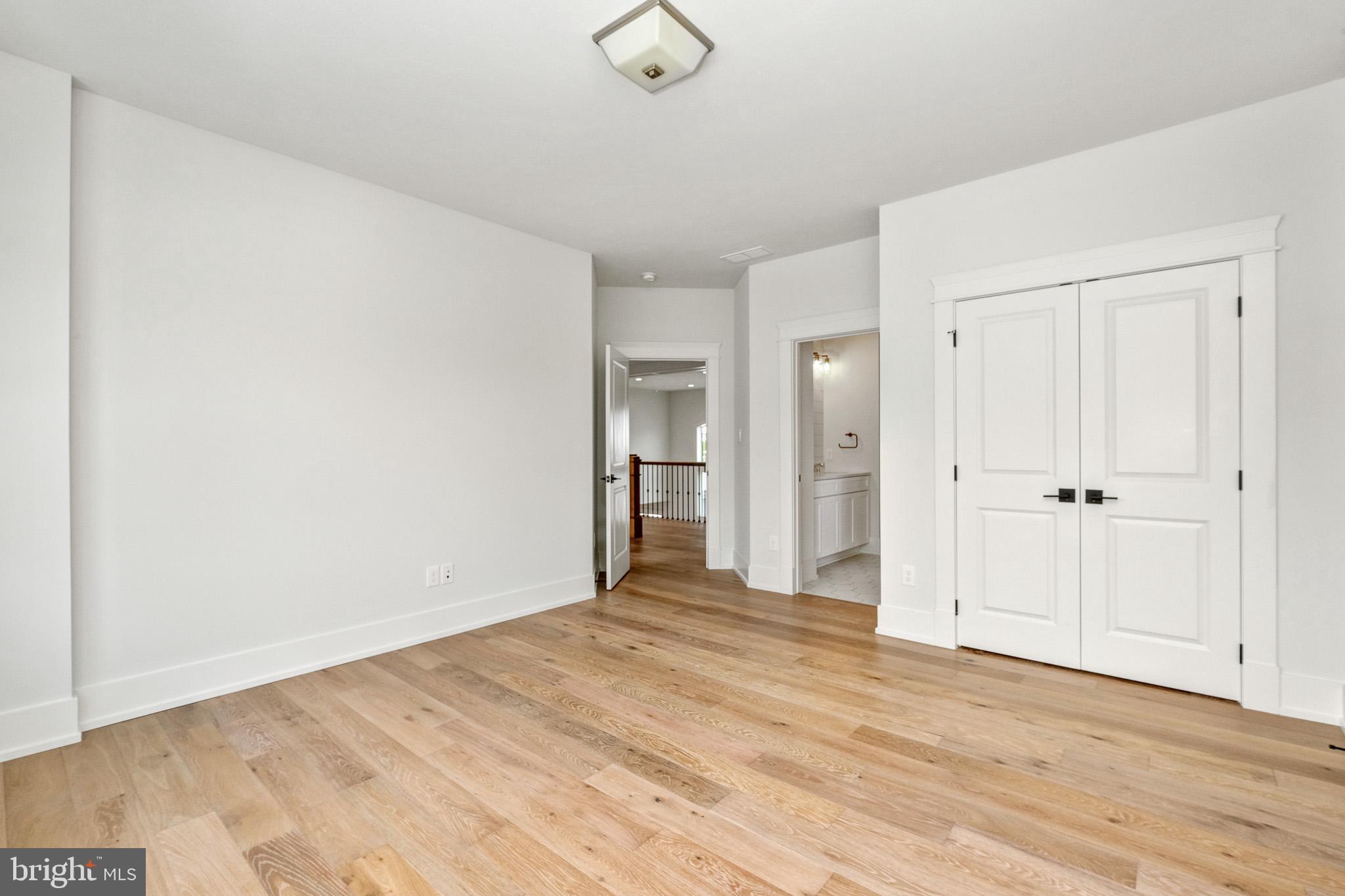 GARNET POINTE - Residential