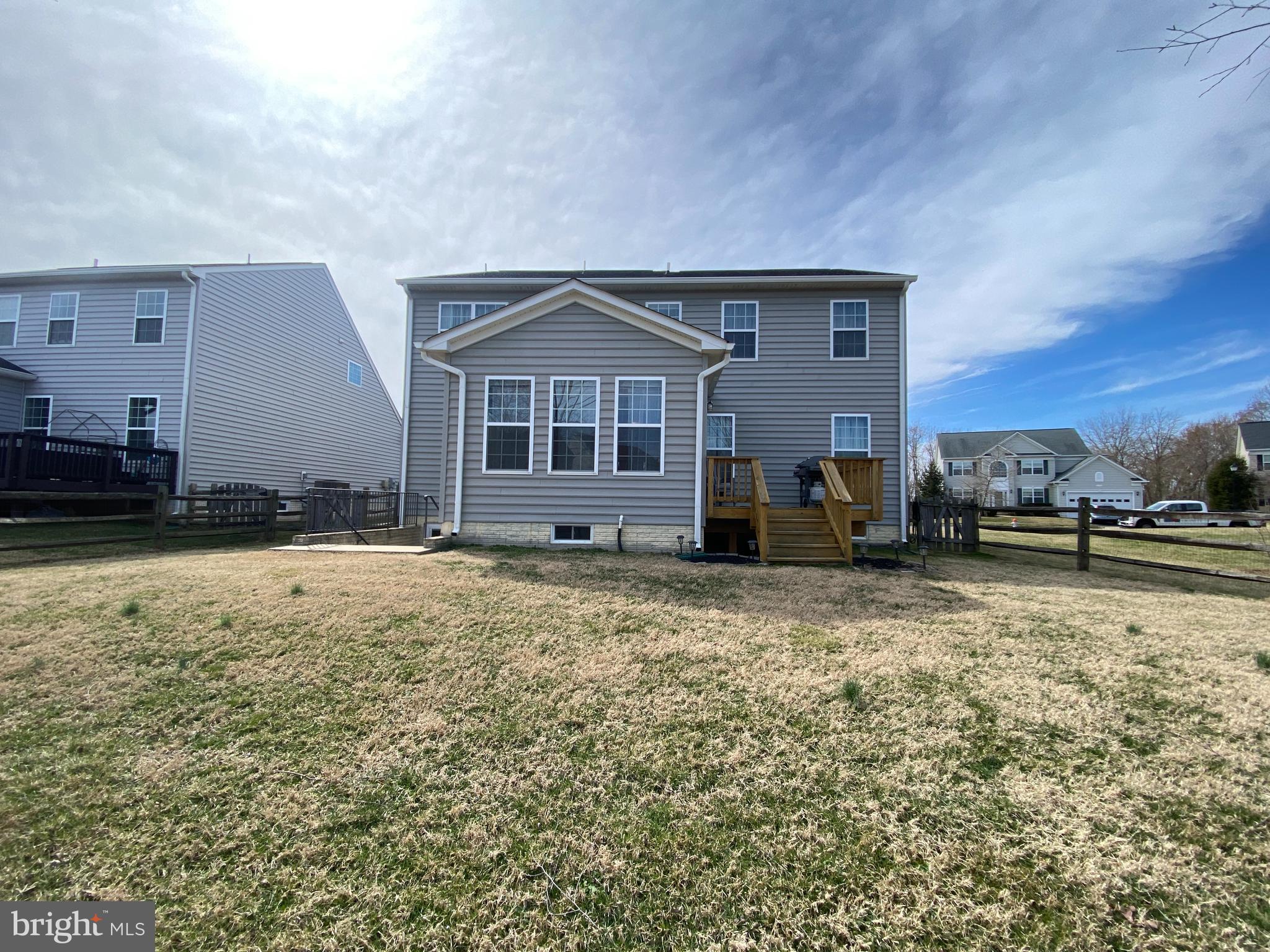 HOPYARD FARM - Residential Lease