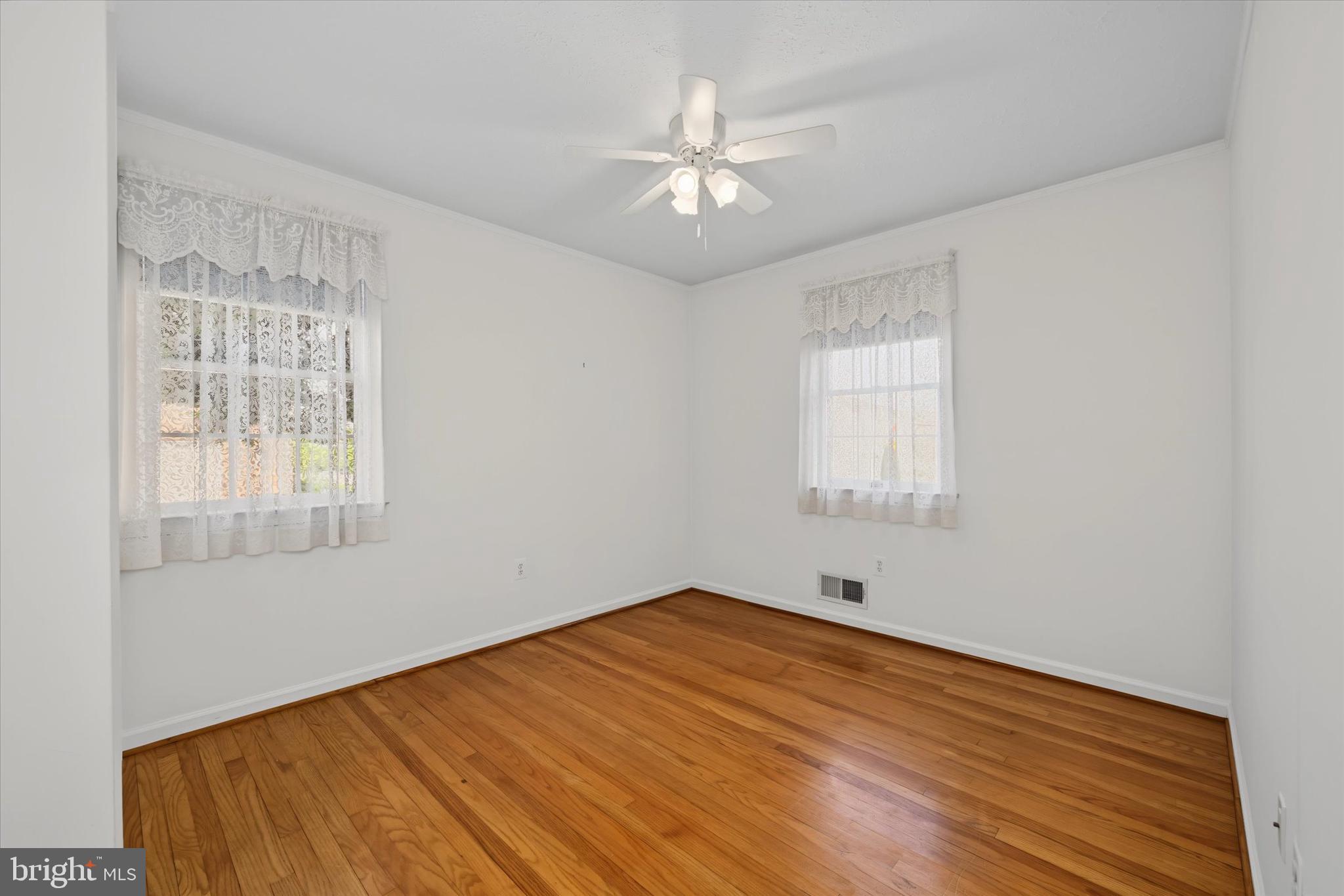 MIDDLE RIVER - Residential