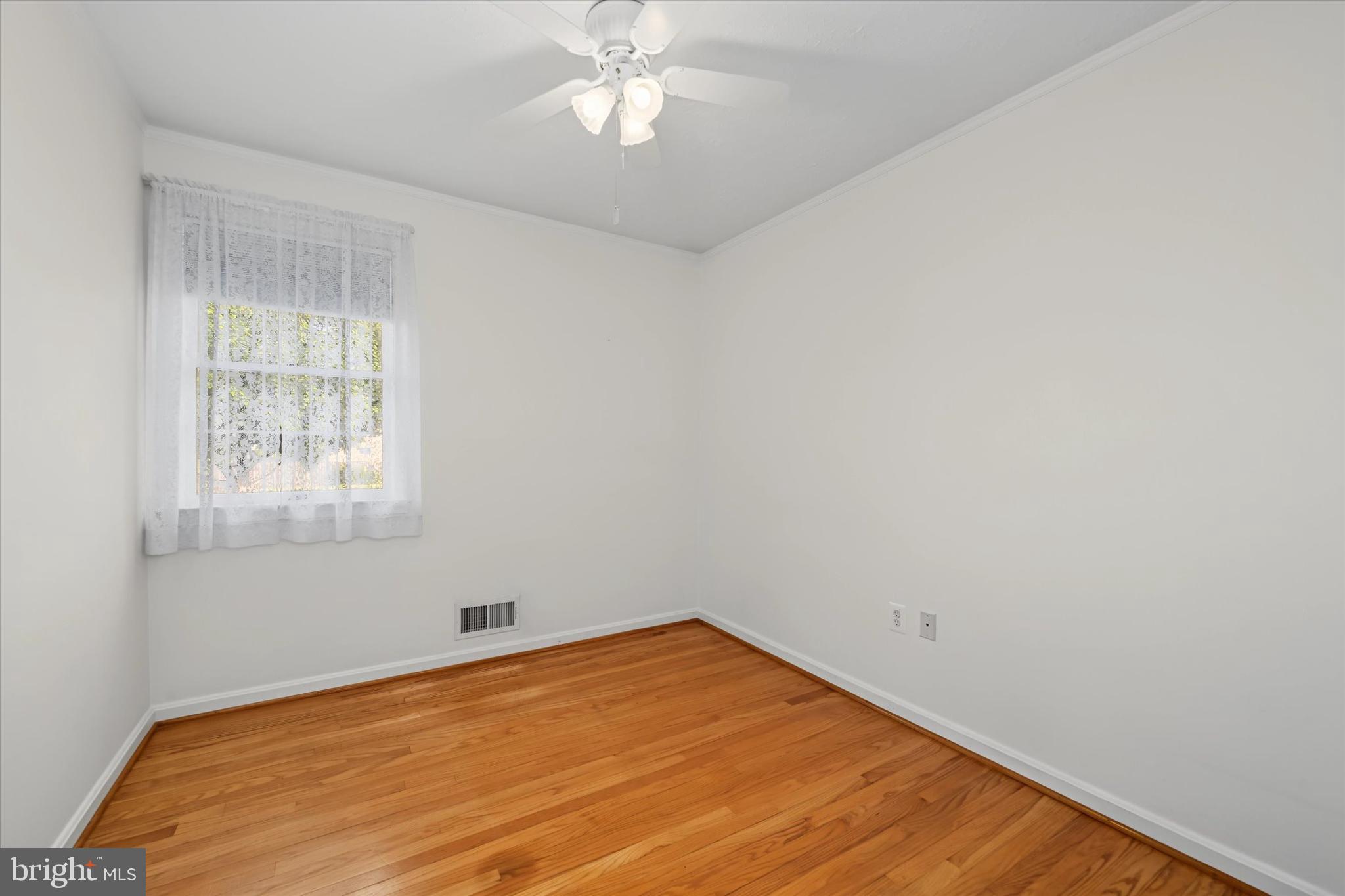 MIDDLE RIVER - Residential