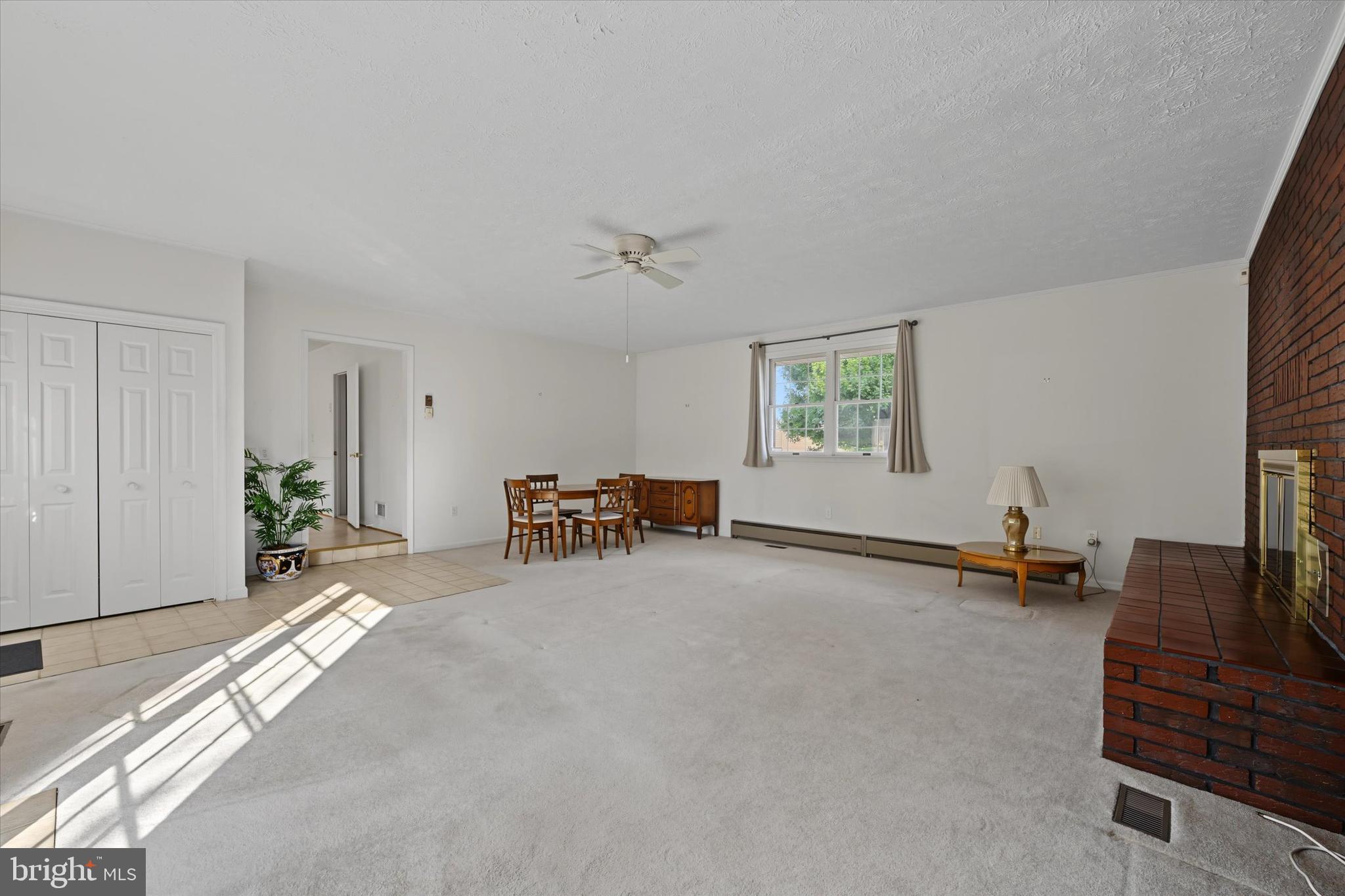 MIDDLE RIVER - Residential