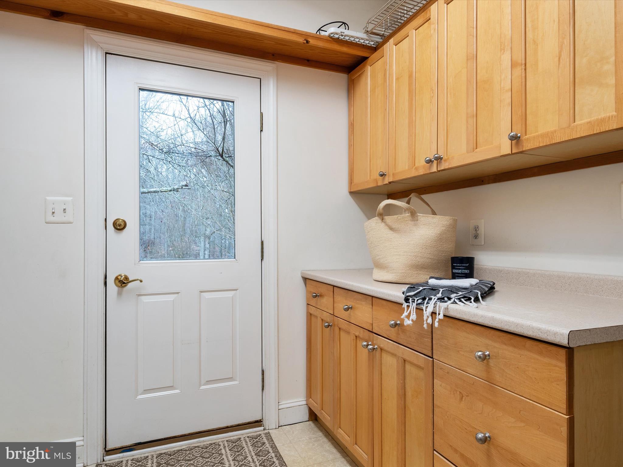 SOUTH RIVER COLONY - Residential