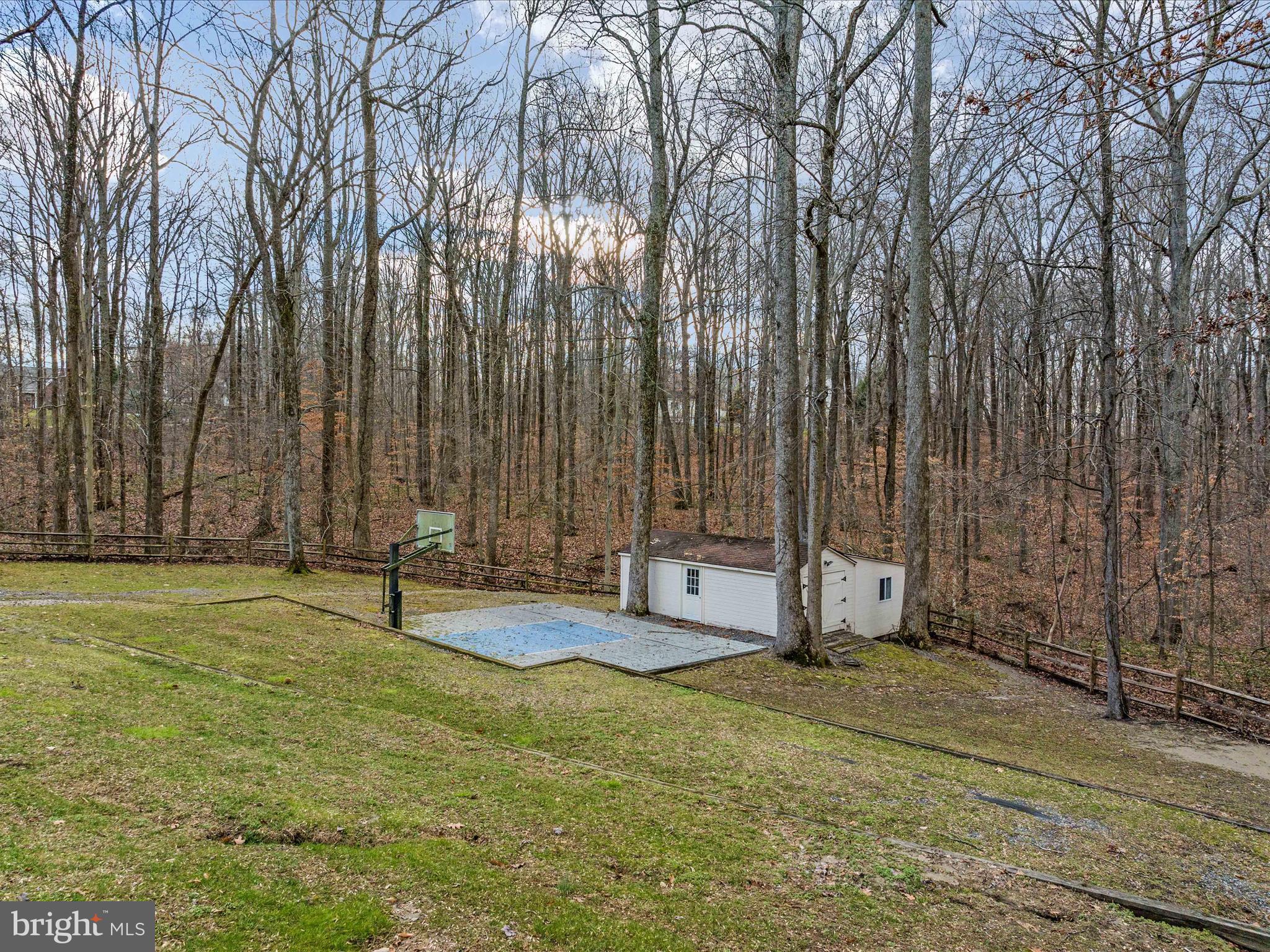 SOUTH RIVER COLONY - Residential
