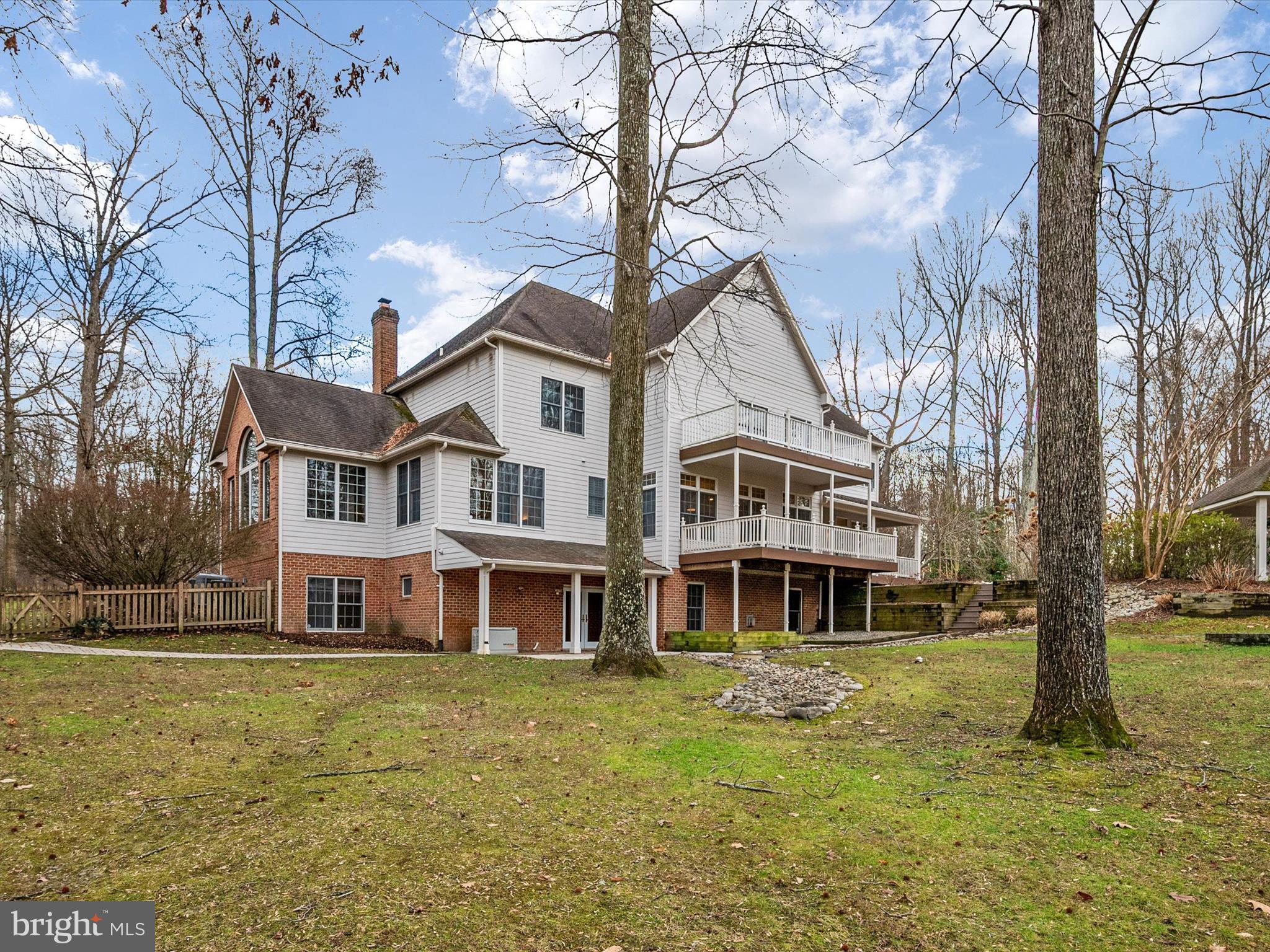SOUTH RIVER COLONY - Residential
