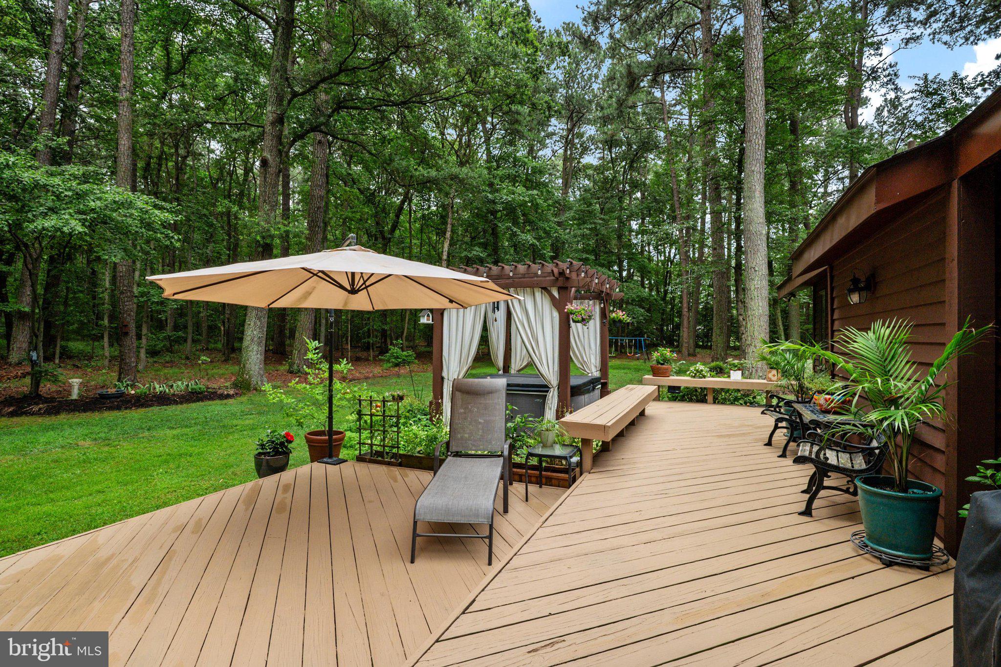GOOSE POINT ESTATES - Residential