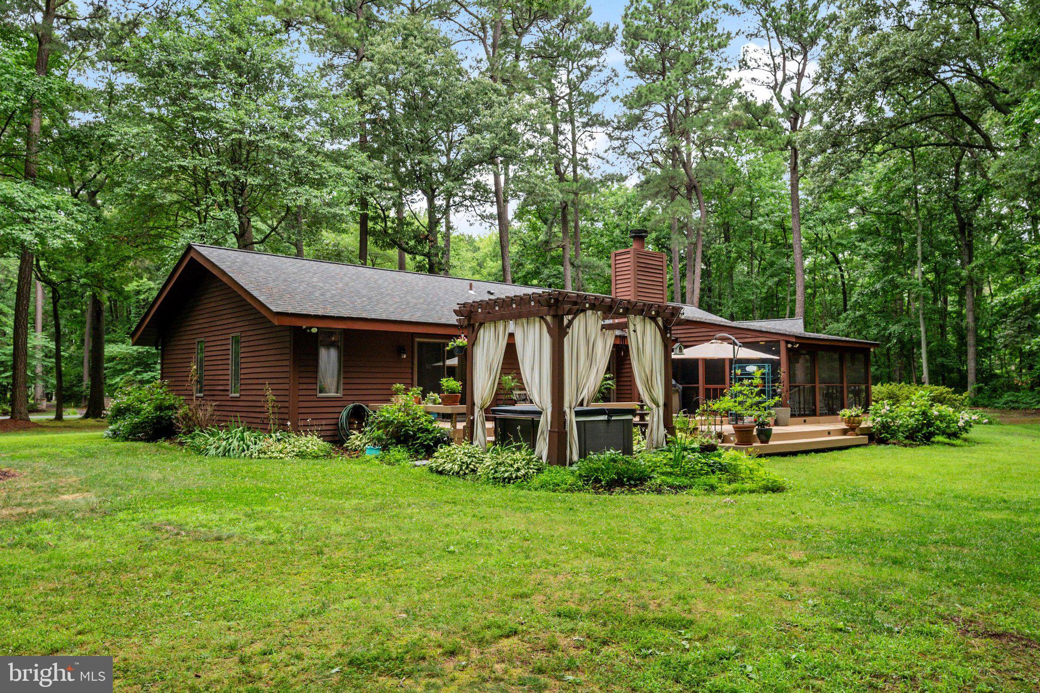 GOOSE POINT ESTATES - Residential