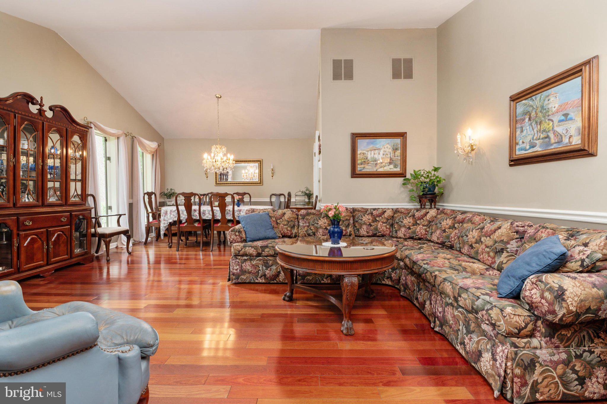 GOOSE POINT ESTATES - Residential