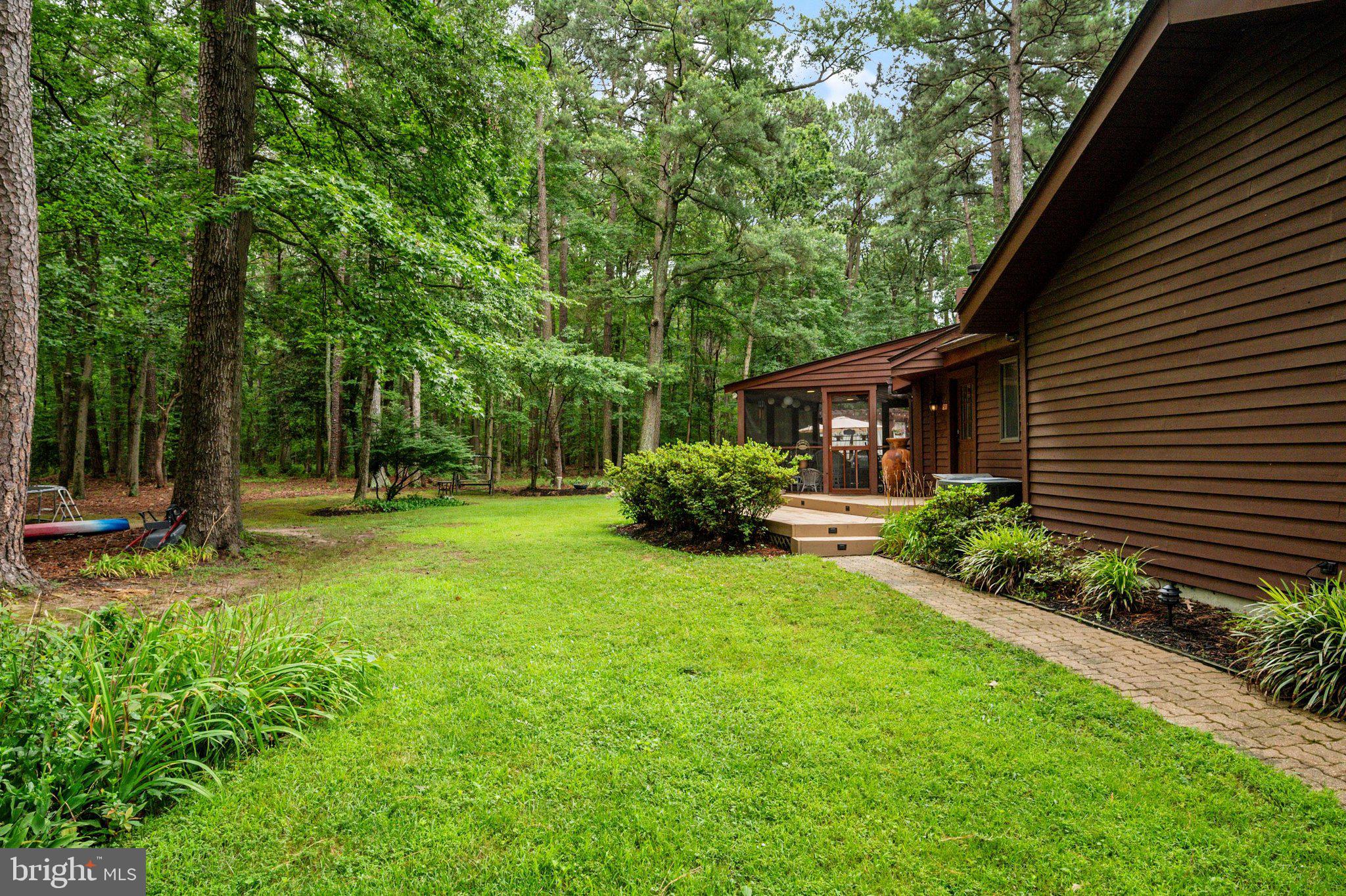 GOOSE POINT ESTATES - Residential