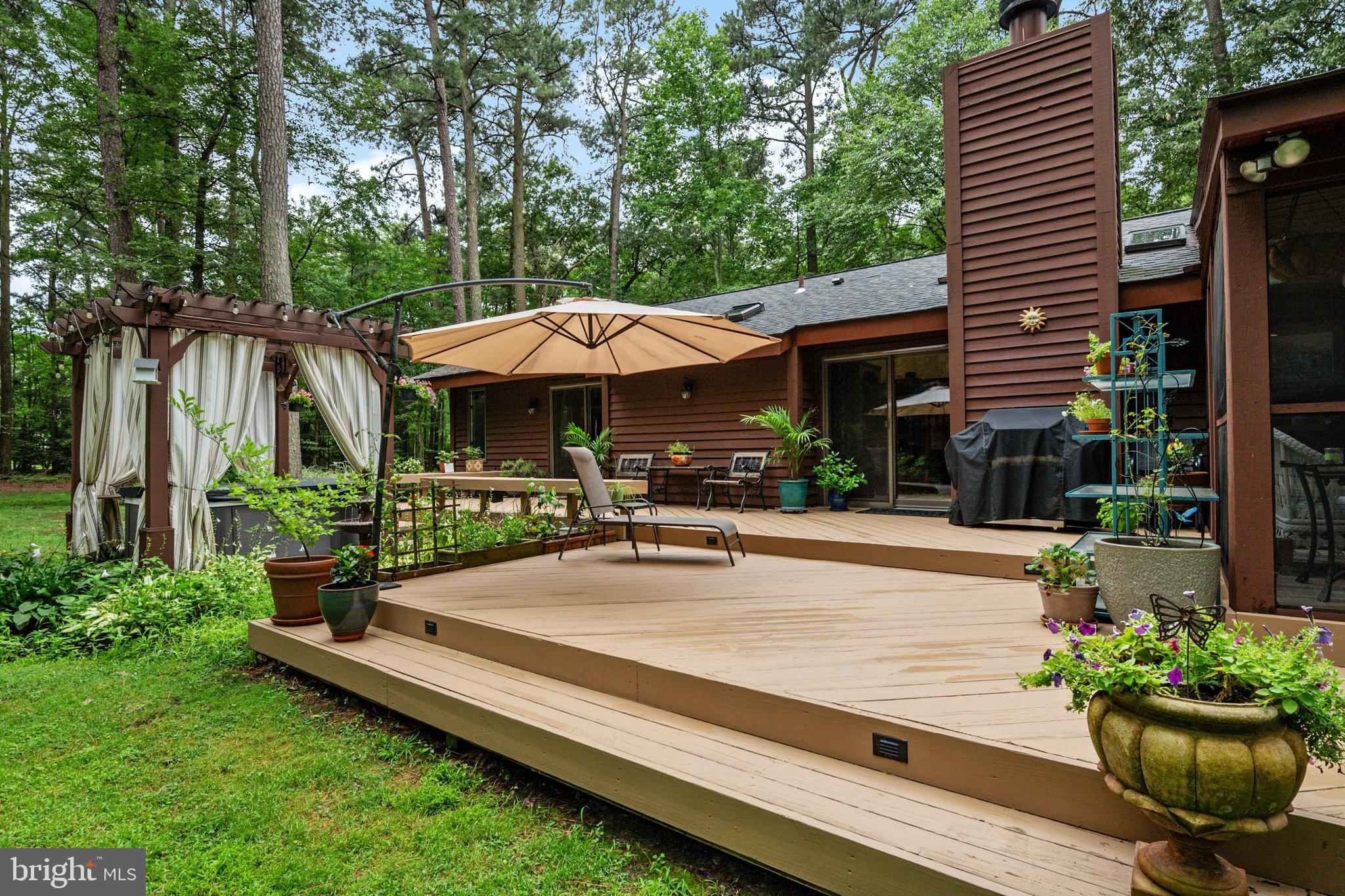 GOOSE POINT ESTATES - Residential