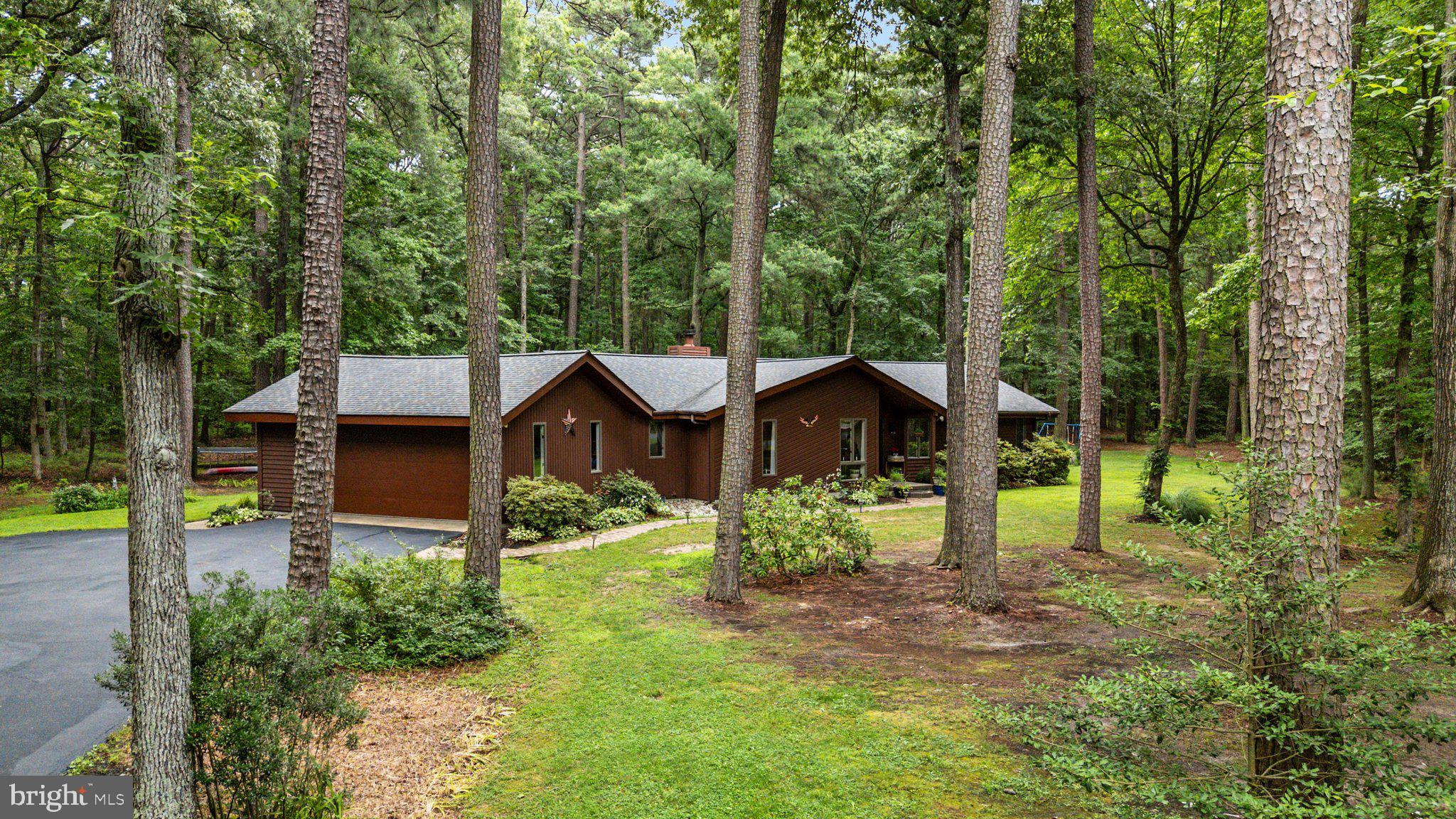 GOOSE POINT ESTATES - Residential