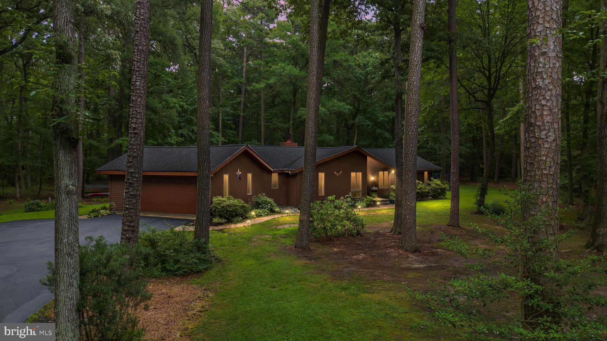 GOOSE POINT ESTATES - Residential