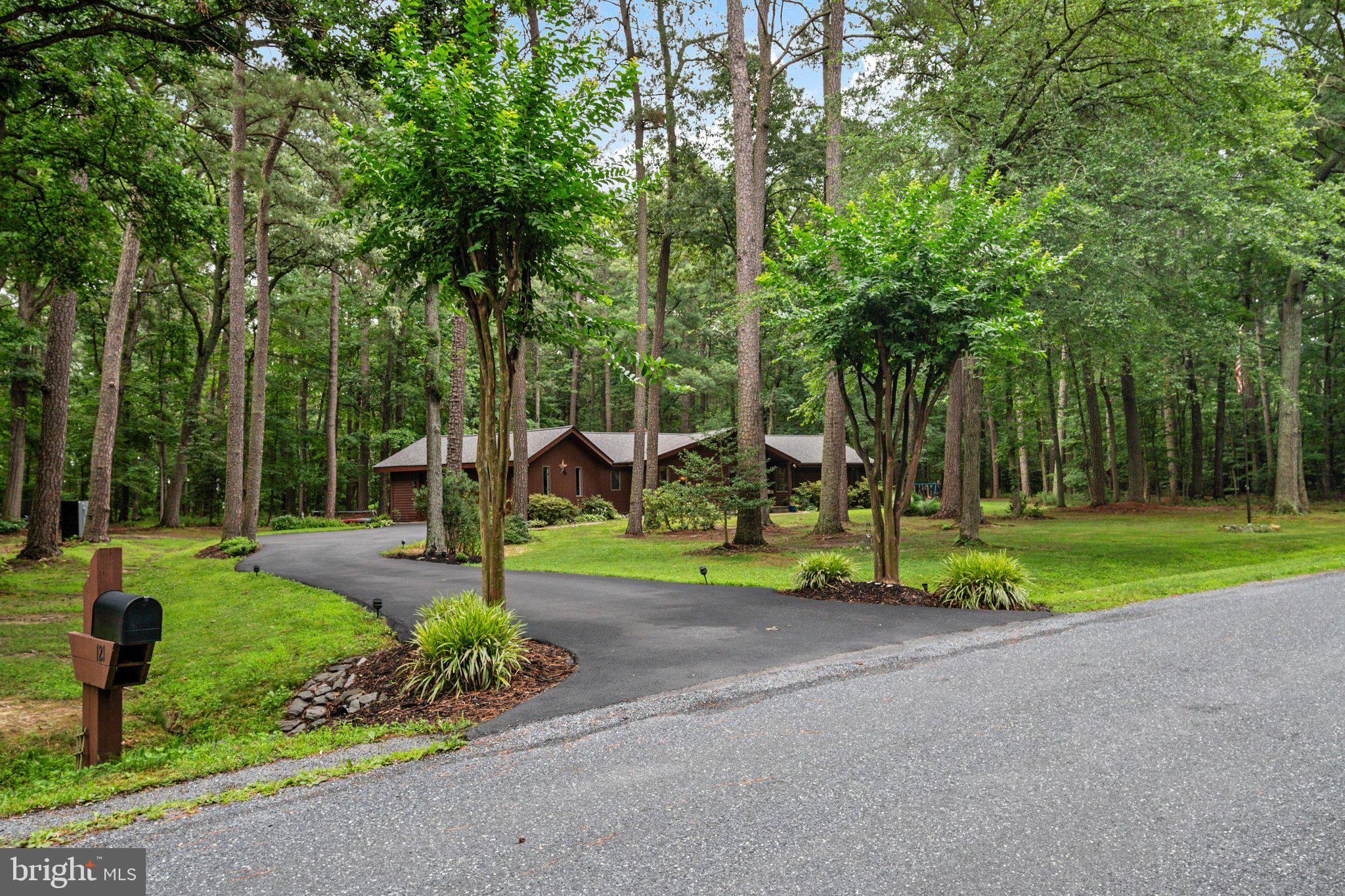 GOOSE POINT ESTATES - Residential
