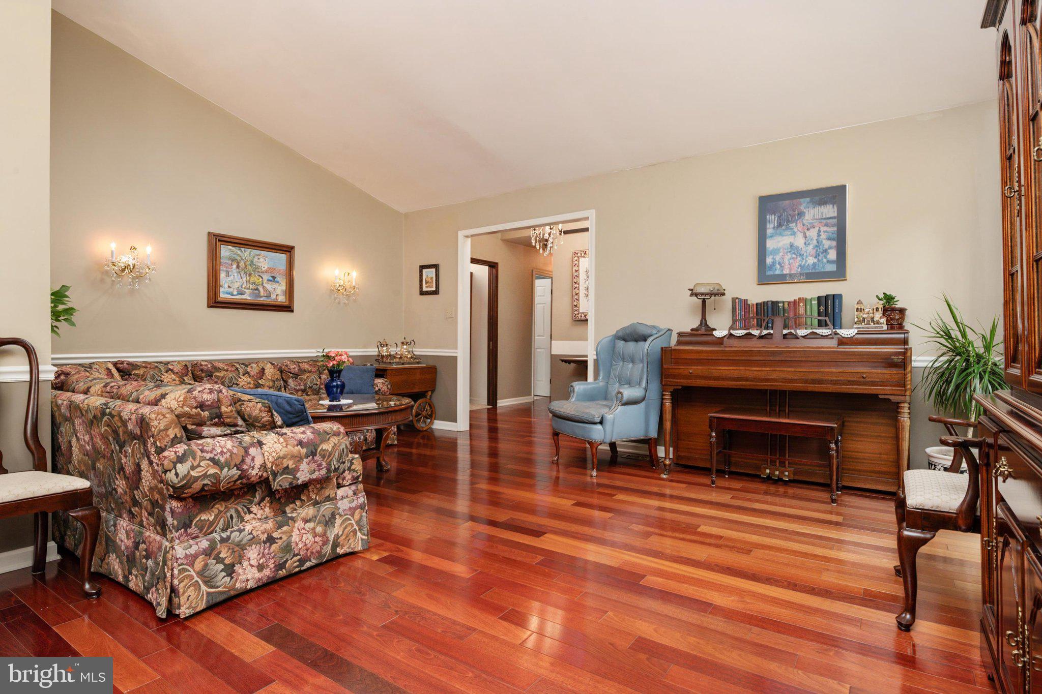 GOOSE POINT ESTATES - Residential