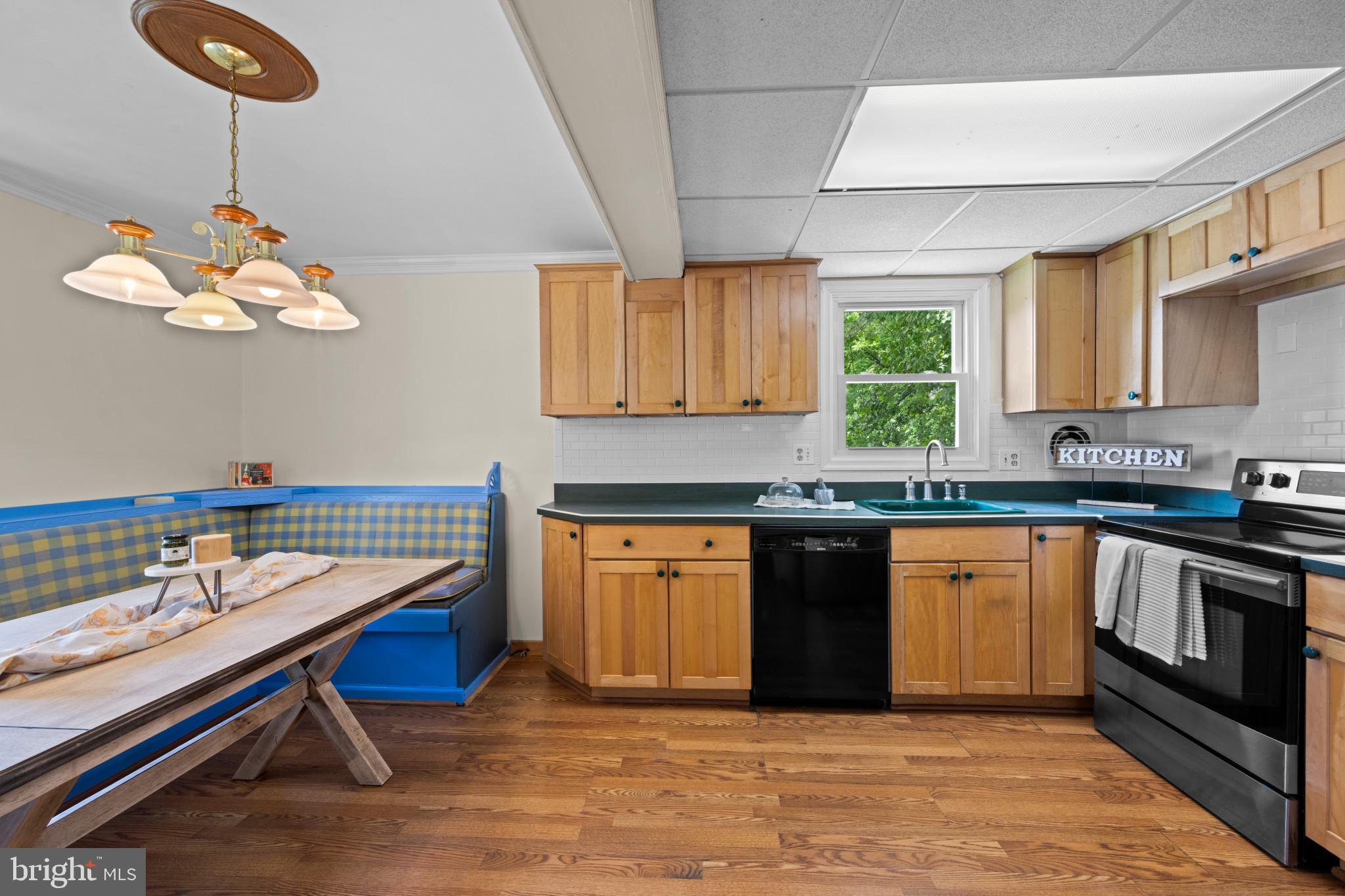 PERRY HALL GARDENS - Residential