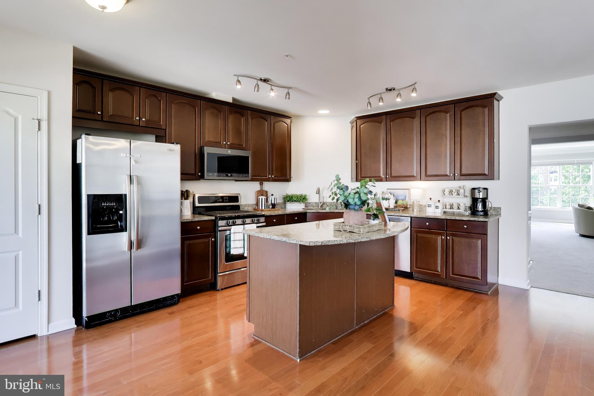 POTOMAC CLUB - Residential