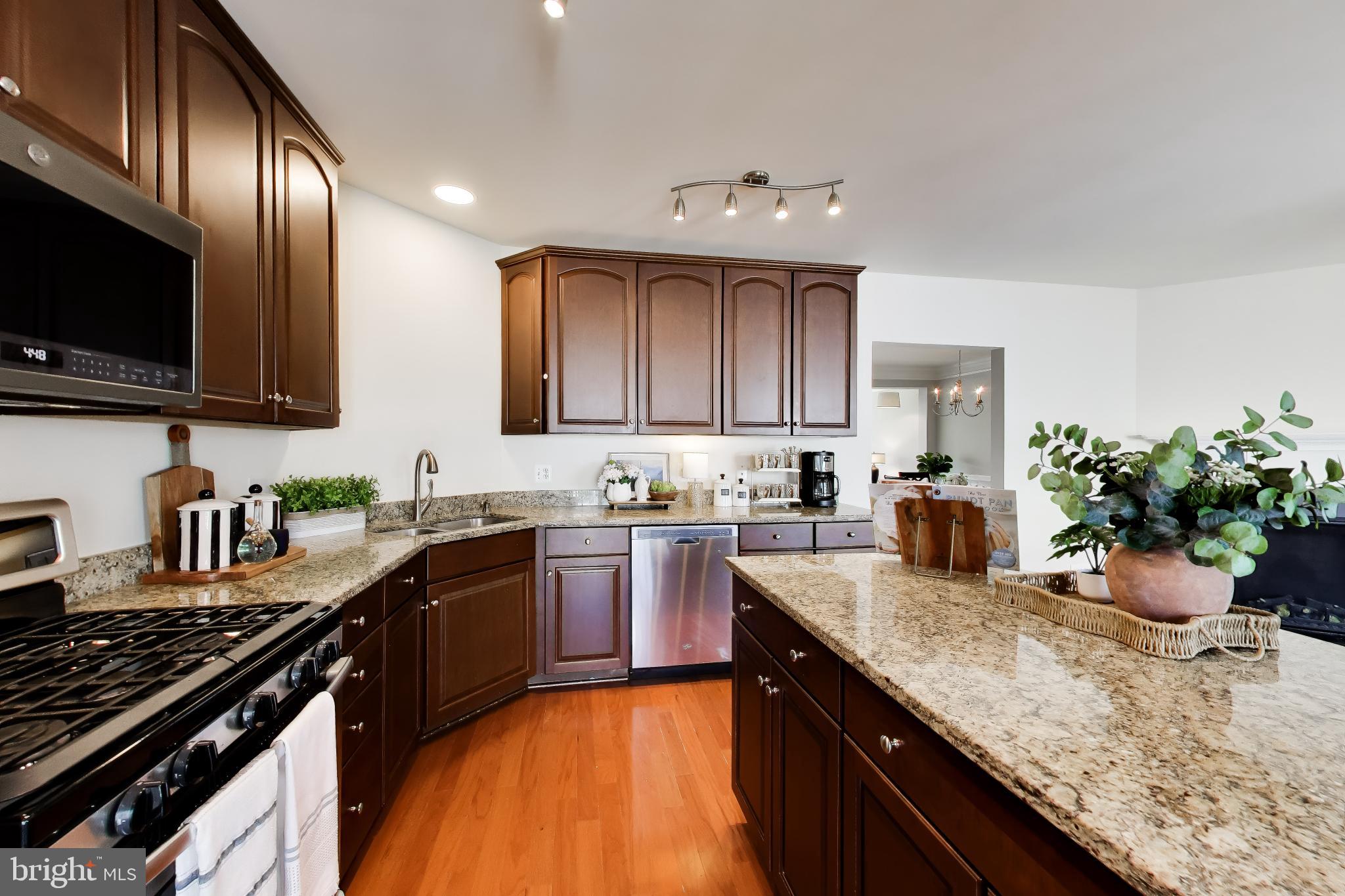 POTOMAC CLUB - Residential