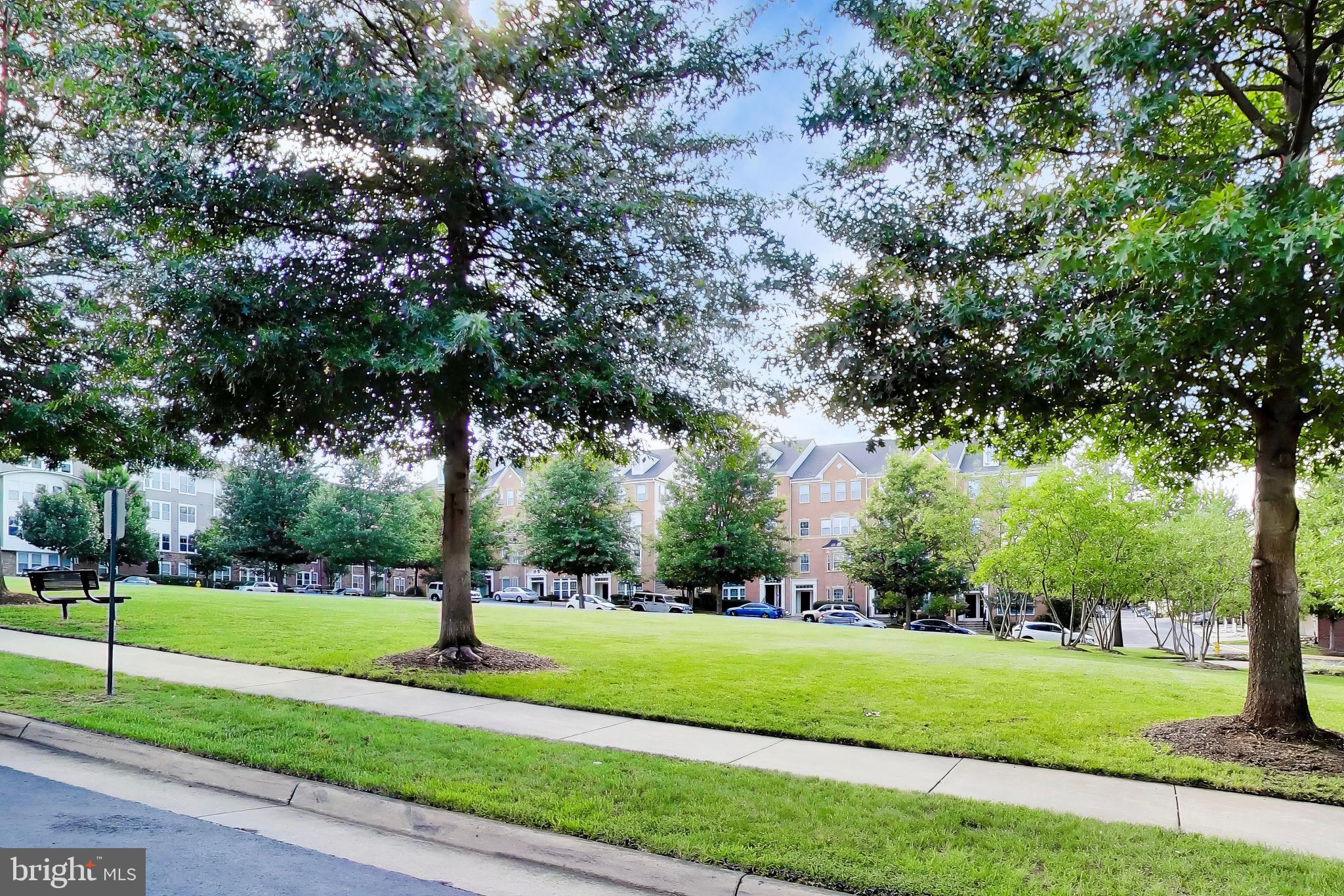 POTOMAC CLUB - Residential