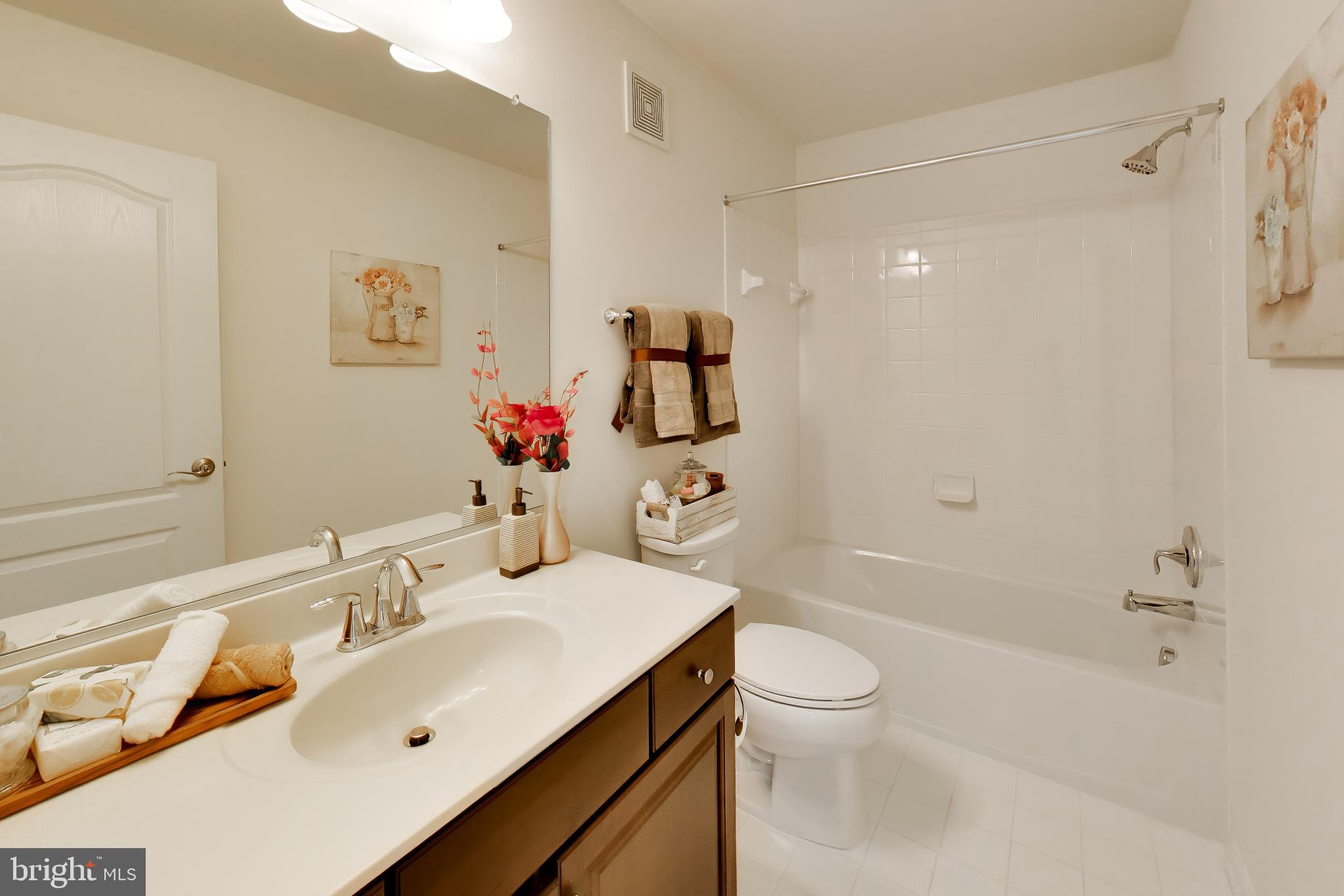 POTOMAC CLUB - Residential