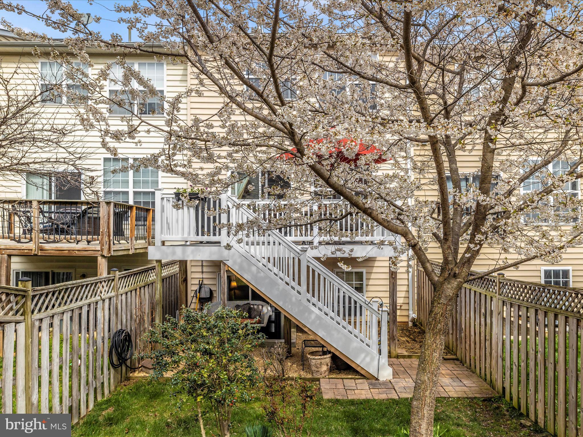 FLETCHERS GROVE - Residential