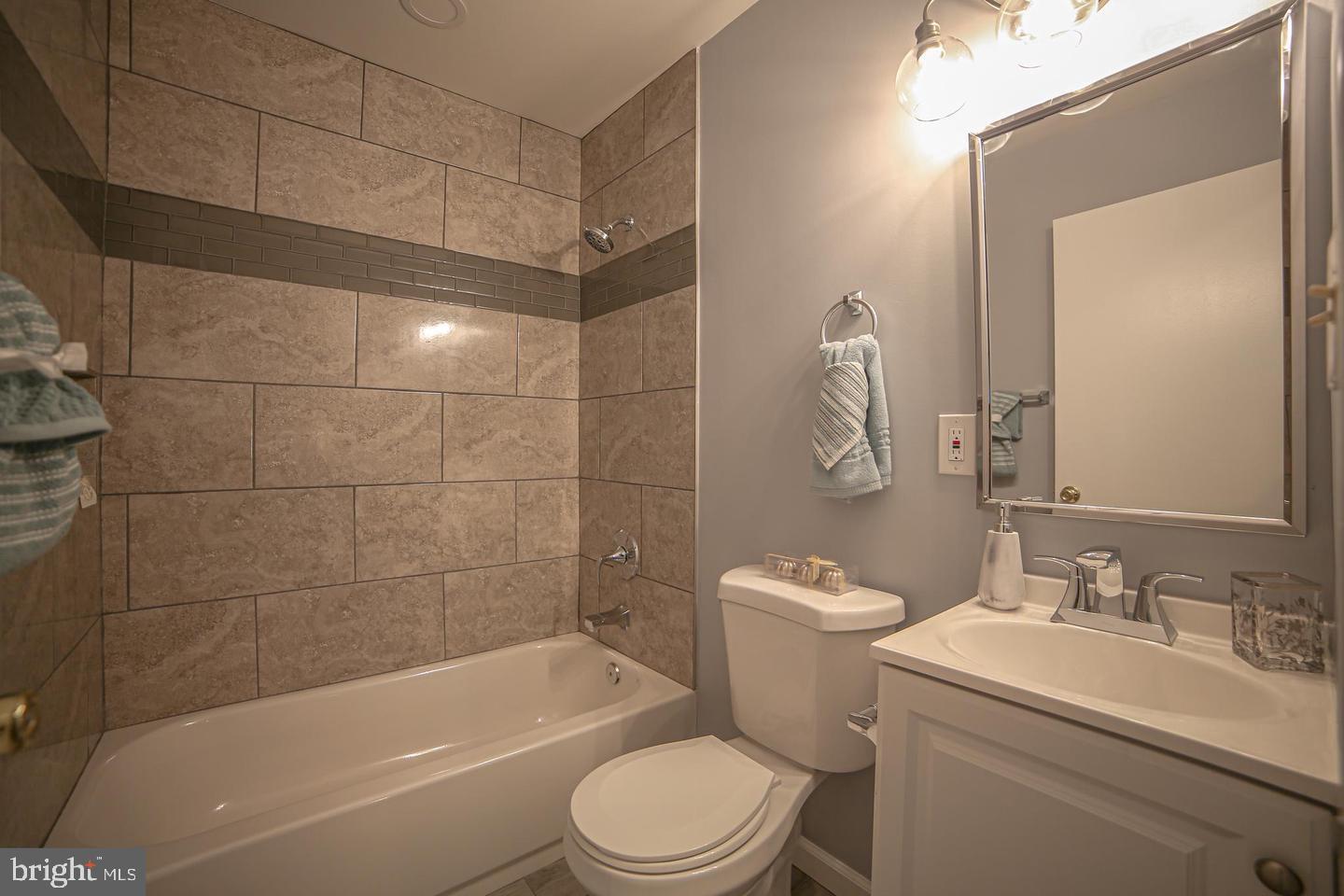 RIPPON LANDING - Residential Lease
