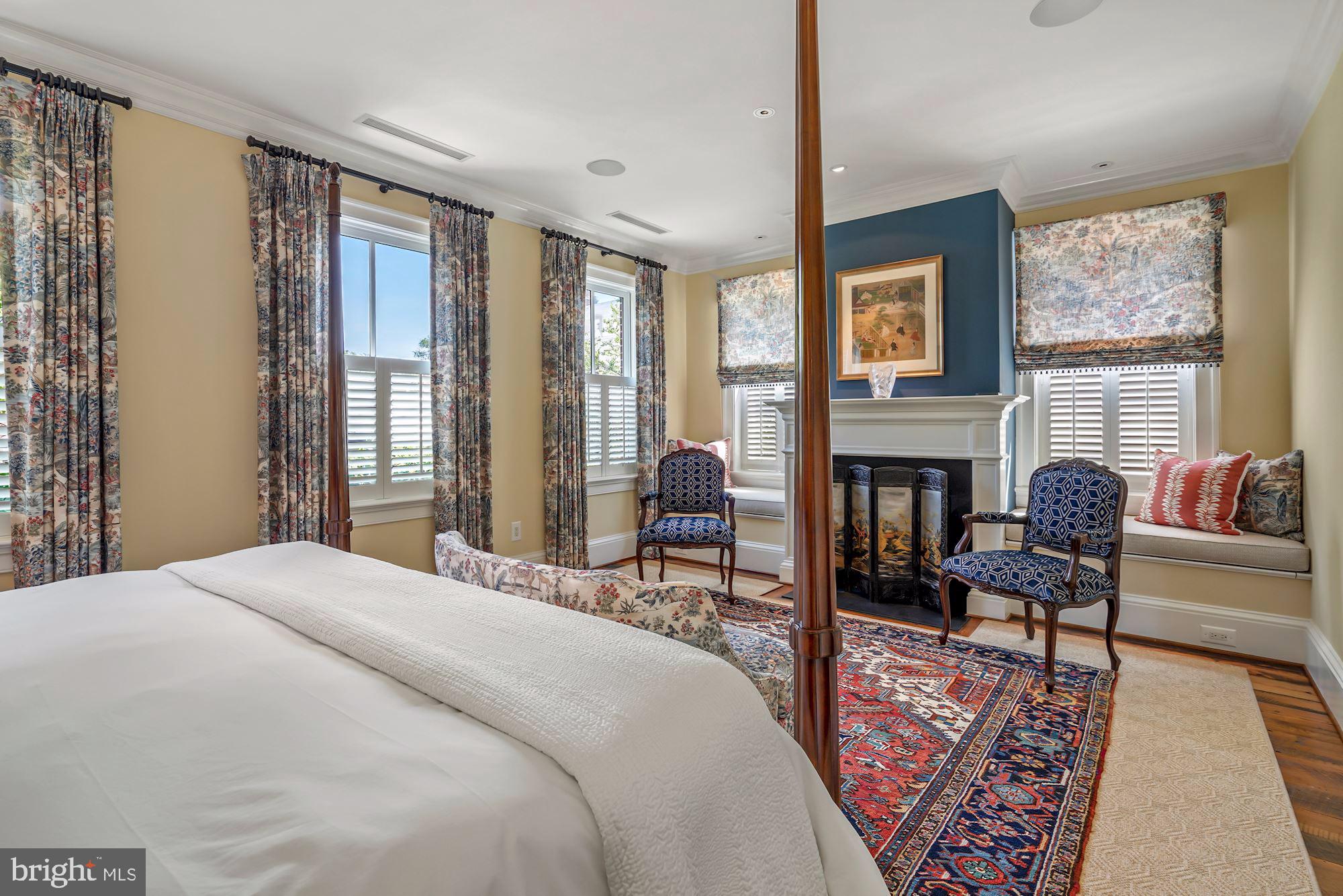 GEORGETOWN - Residential