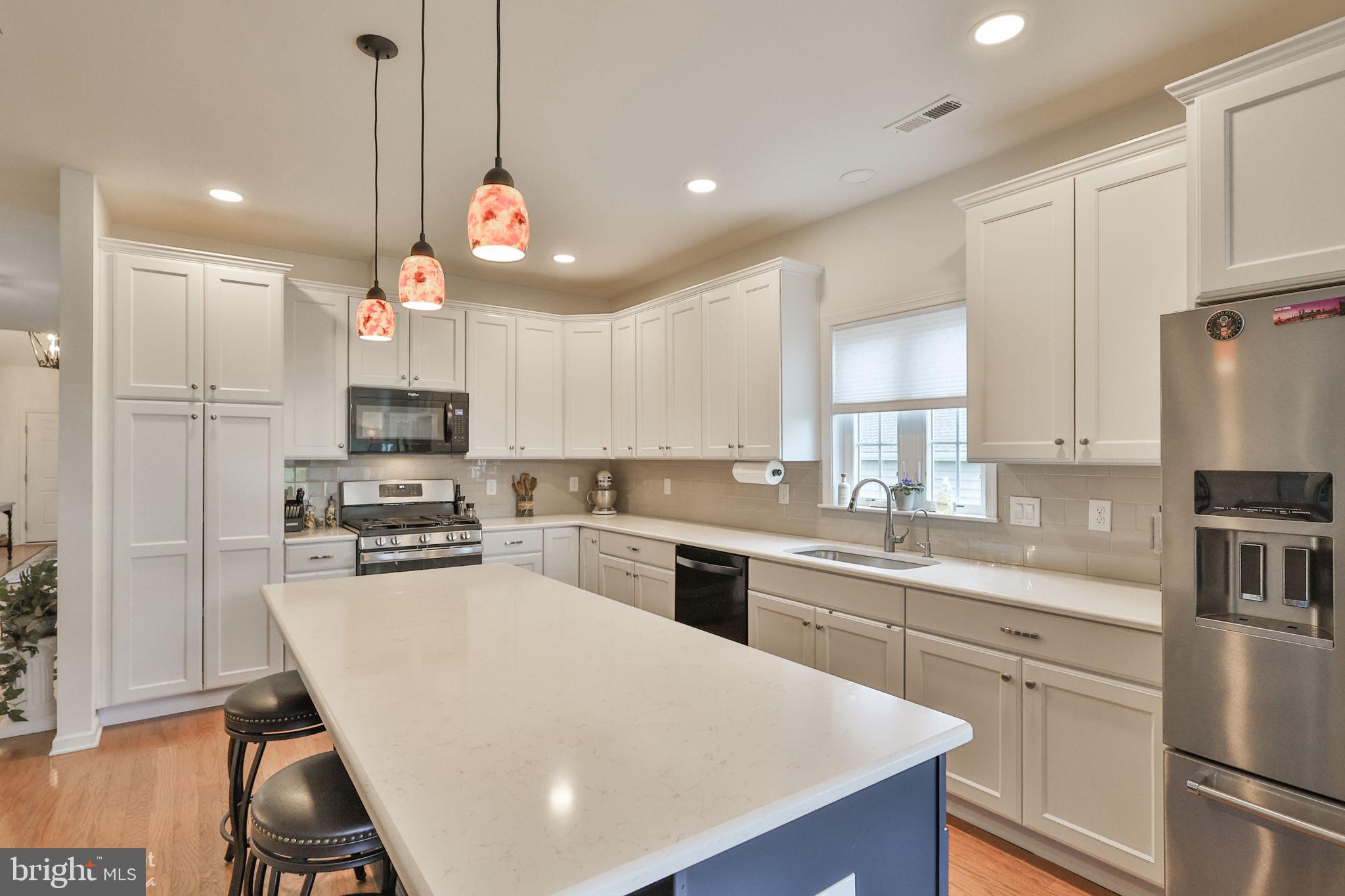 TRADITIONS OF AMERICA AT LOCUST VALLEY - Residential