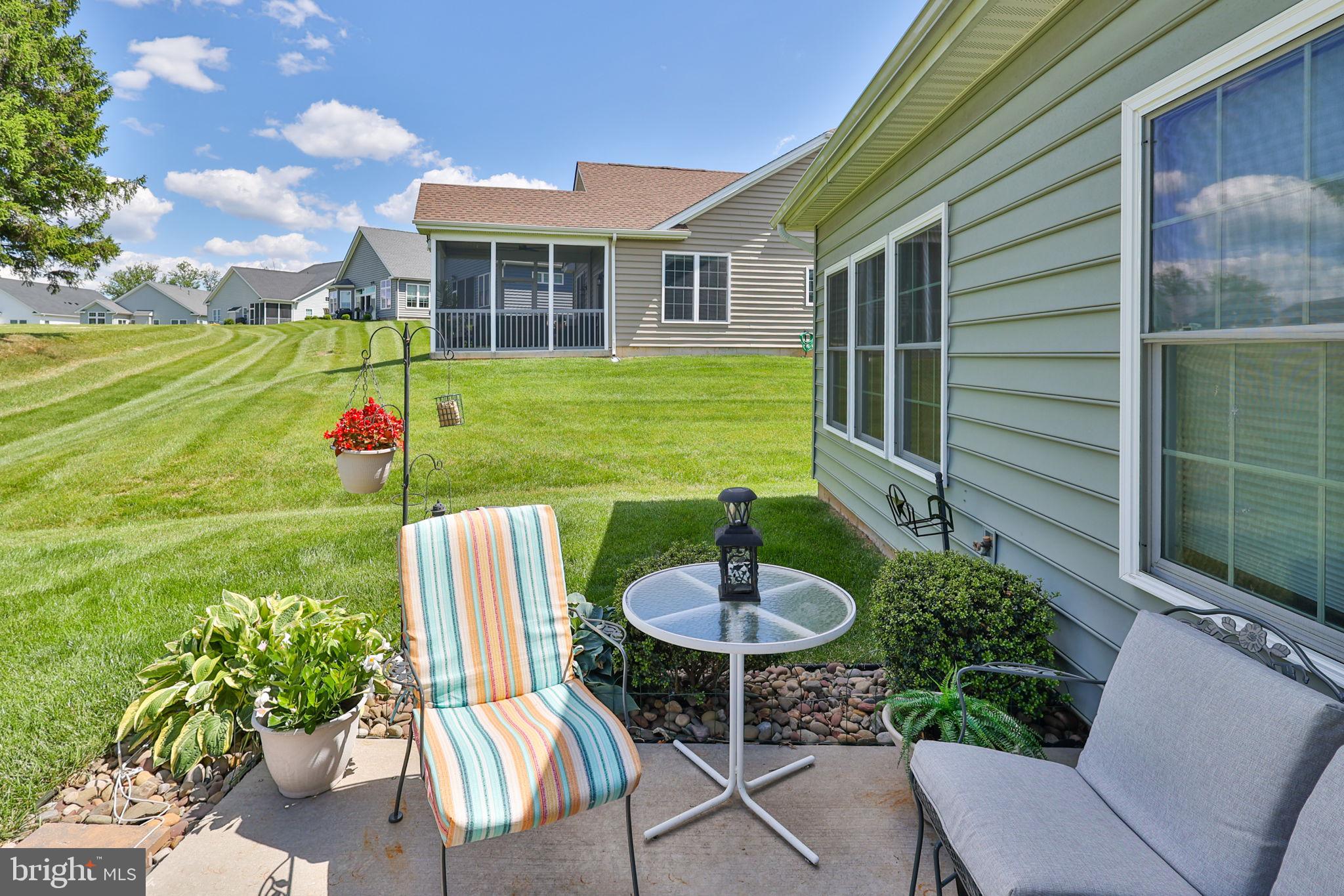TRADITIONS OF AMERICA AT LOCUST VALLEY - Residential