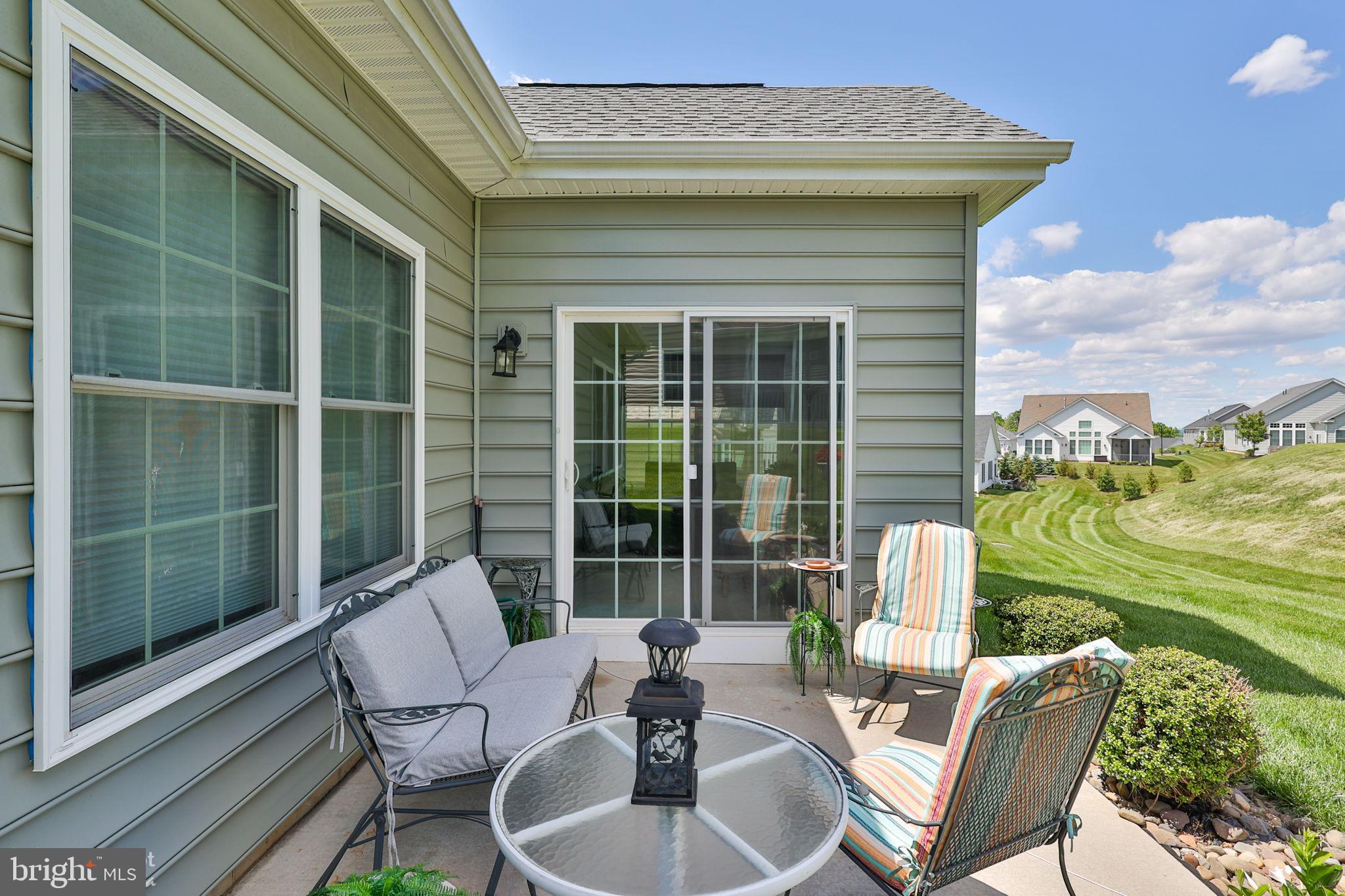 TRADITIONS OF AMERICA AT LOCUST VALLEY - Residential