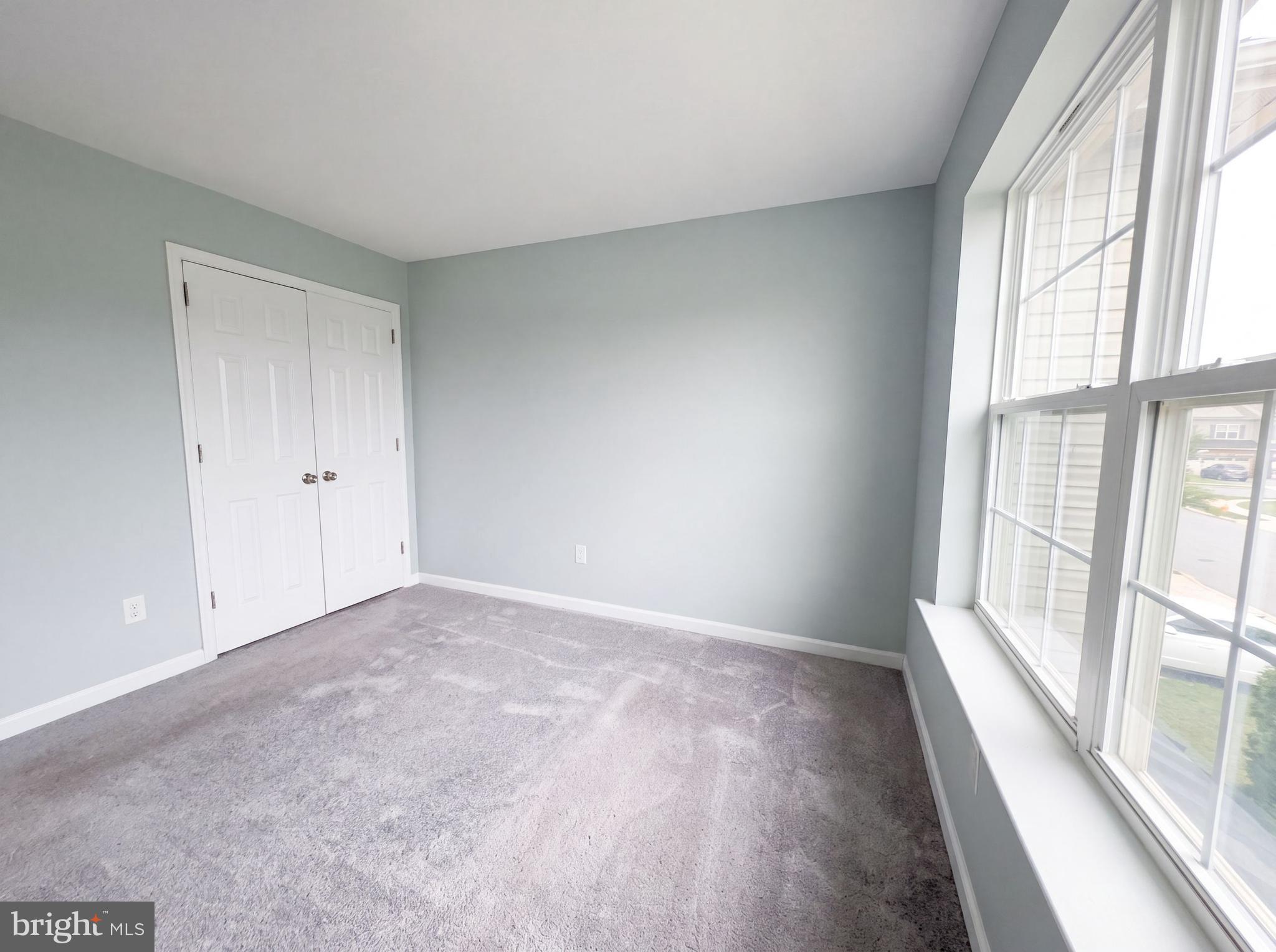 LAUREL FIELD - Residential