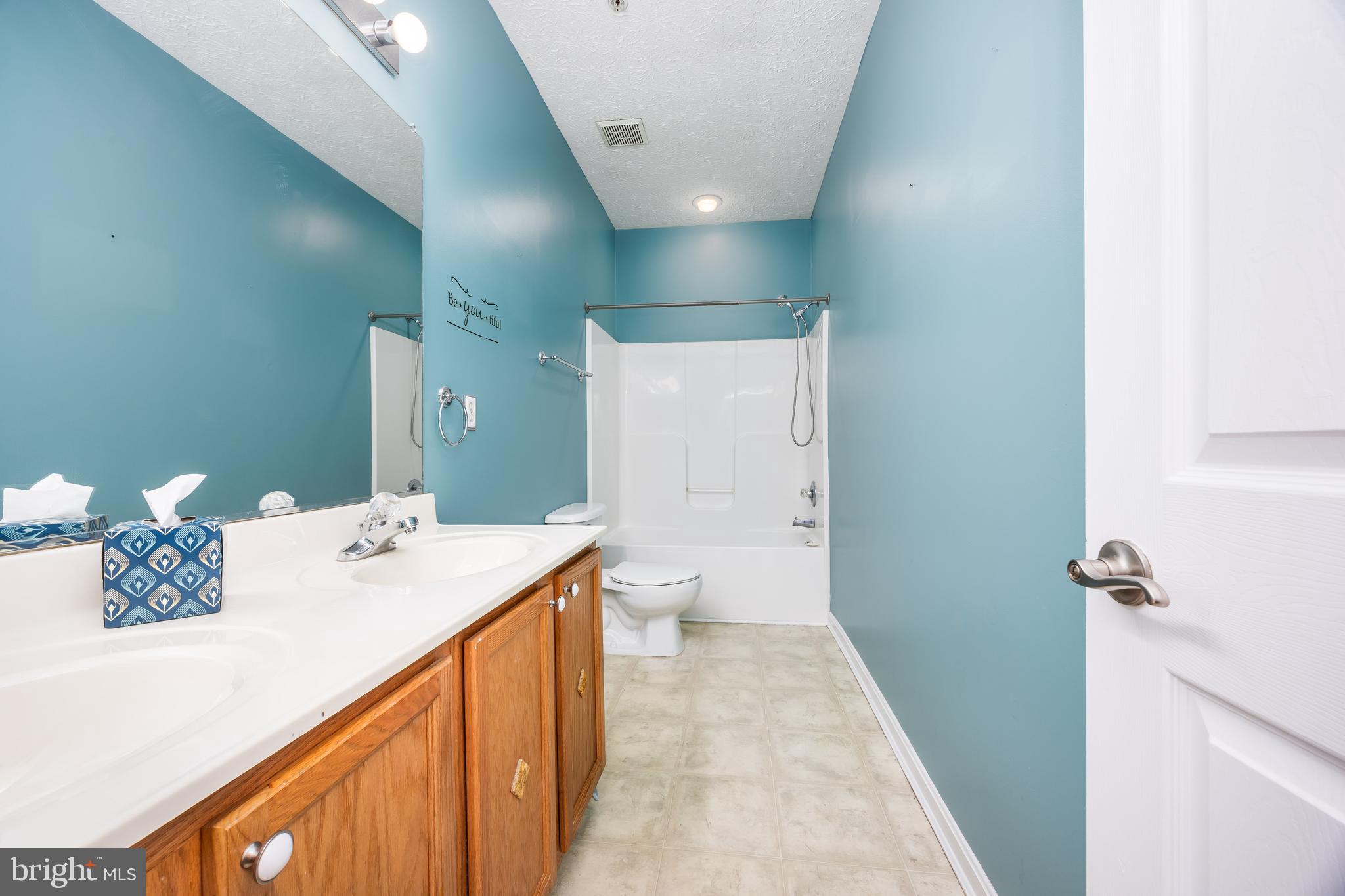 WOOD CREEK GOLF COMM - Residential