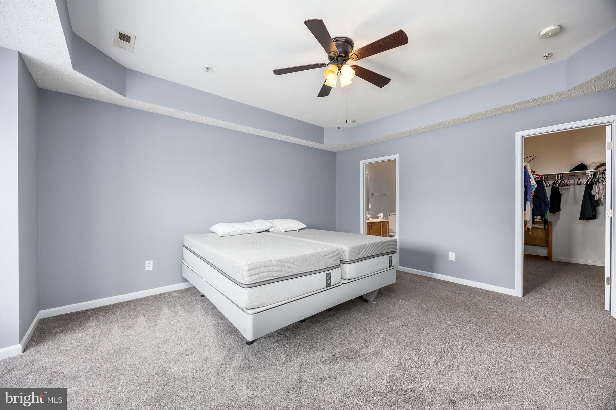 WOOD CREEK GOLF COMM - Residential