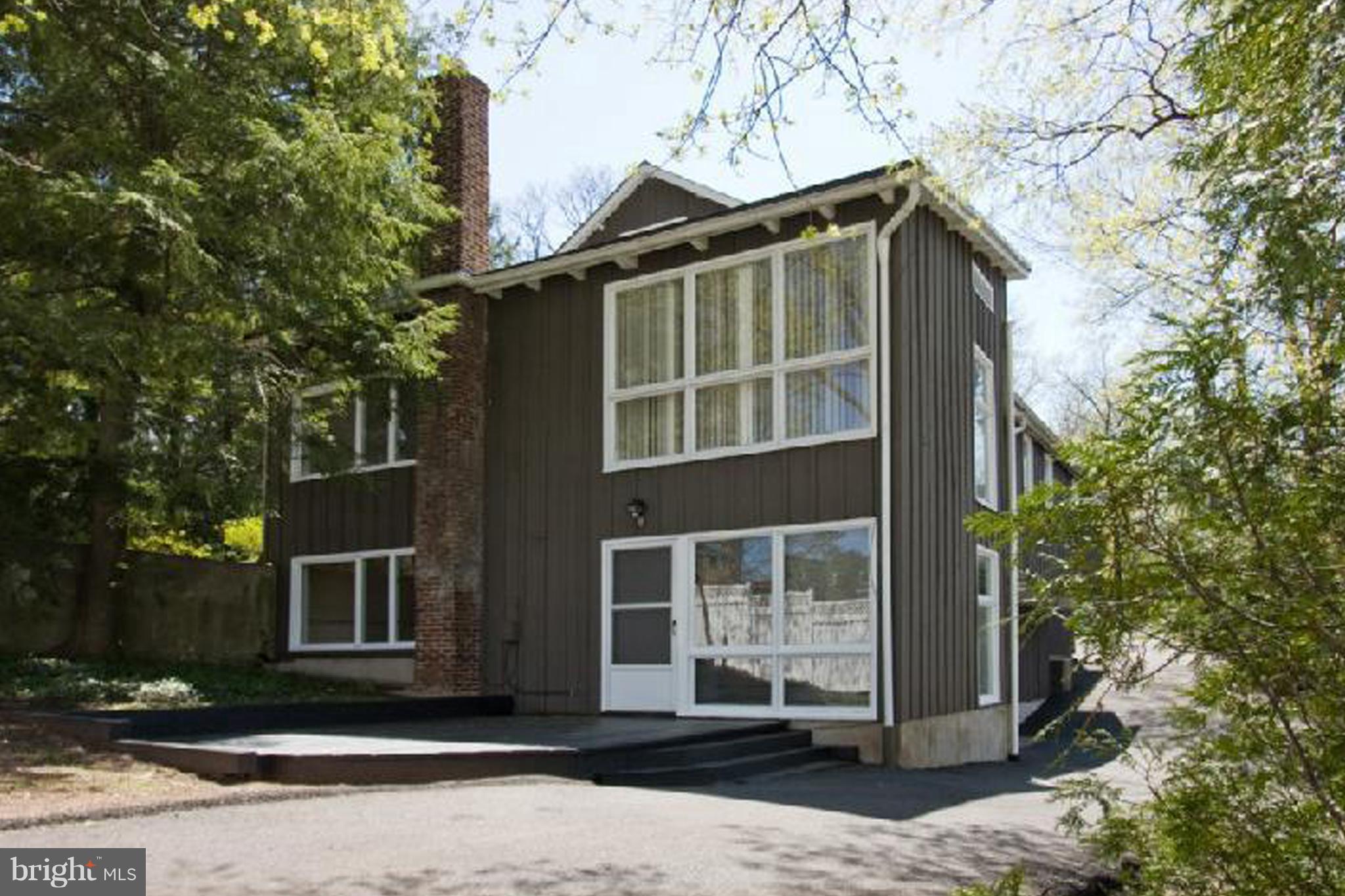 New Hope rental. ONLY one resident/tenant, No pets, no smoking. NO EXCEPTIONS. . Prefers person with day job.  . Availability immediate.
