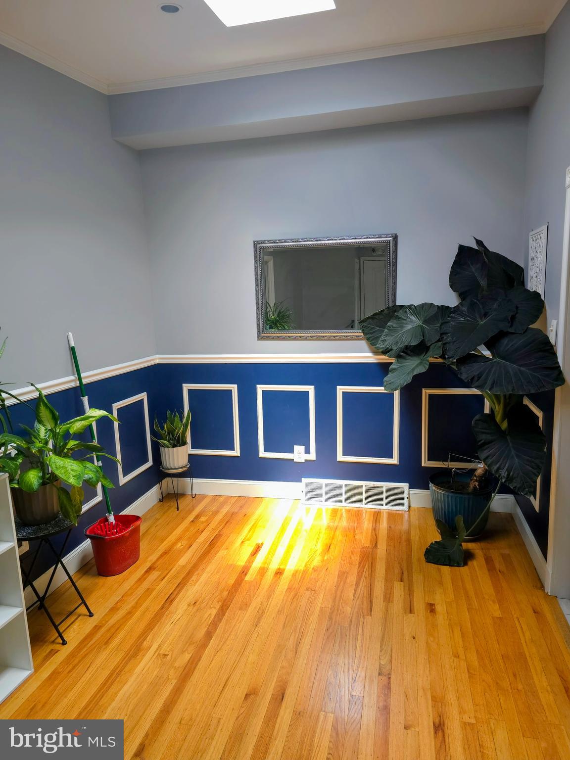 ROSLYN - Residential