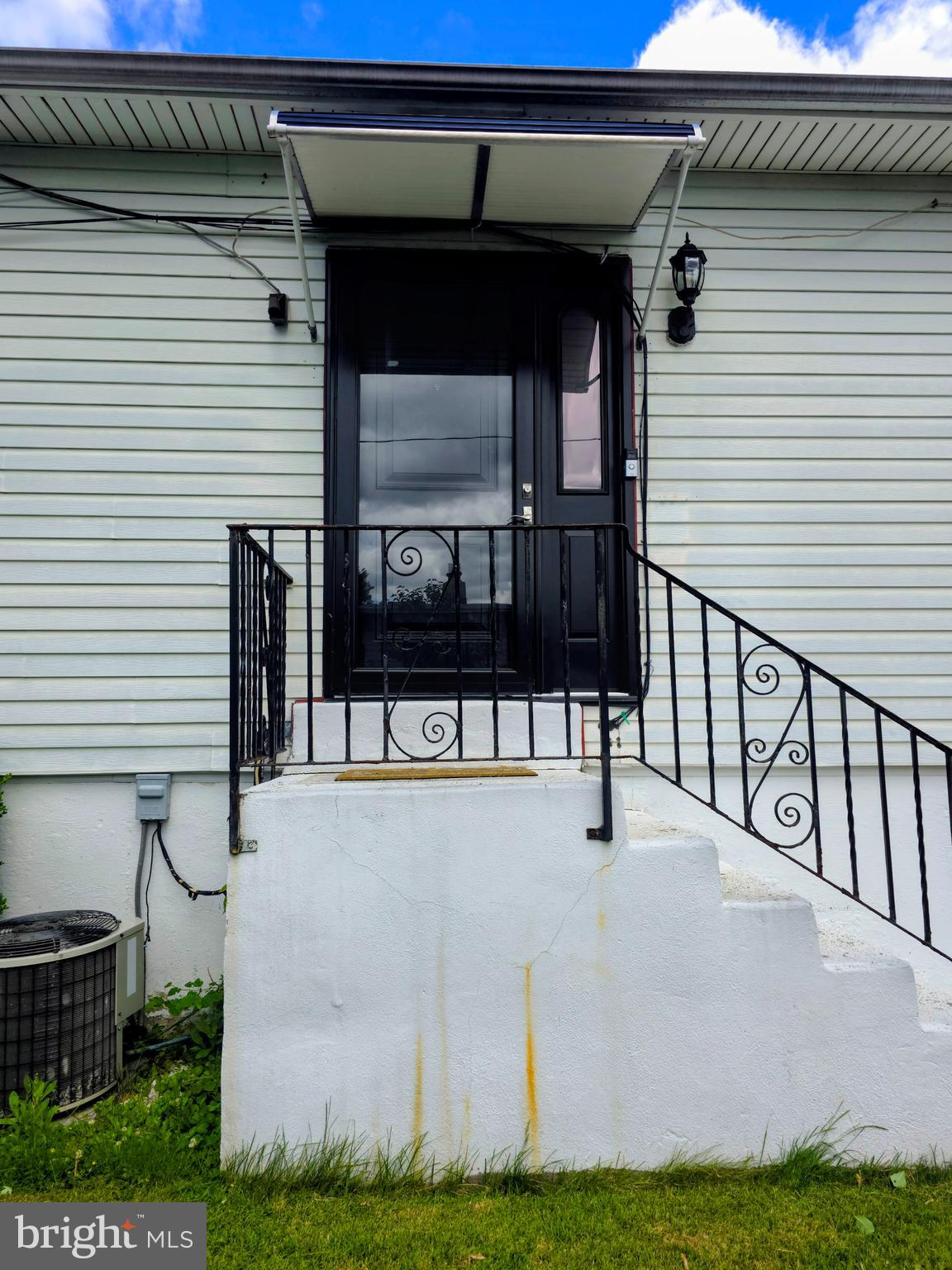 ROSLYN - Residential