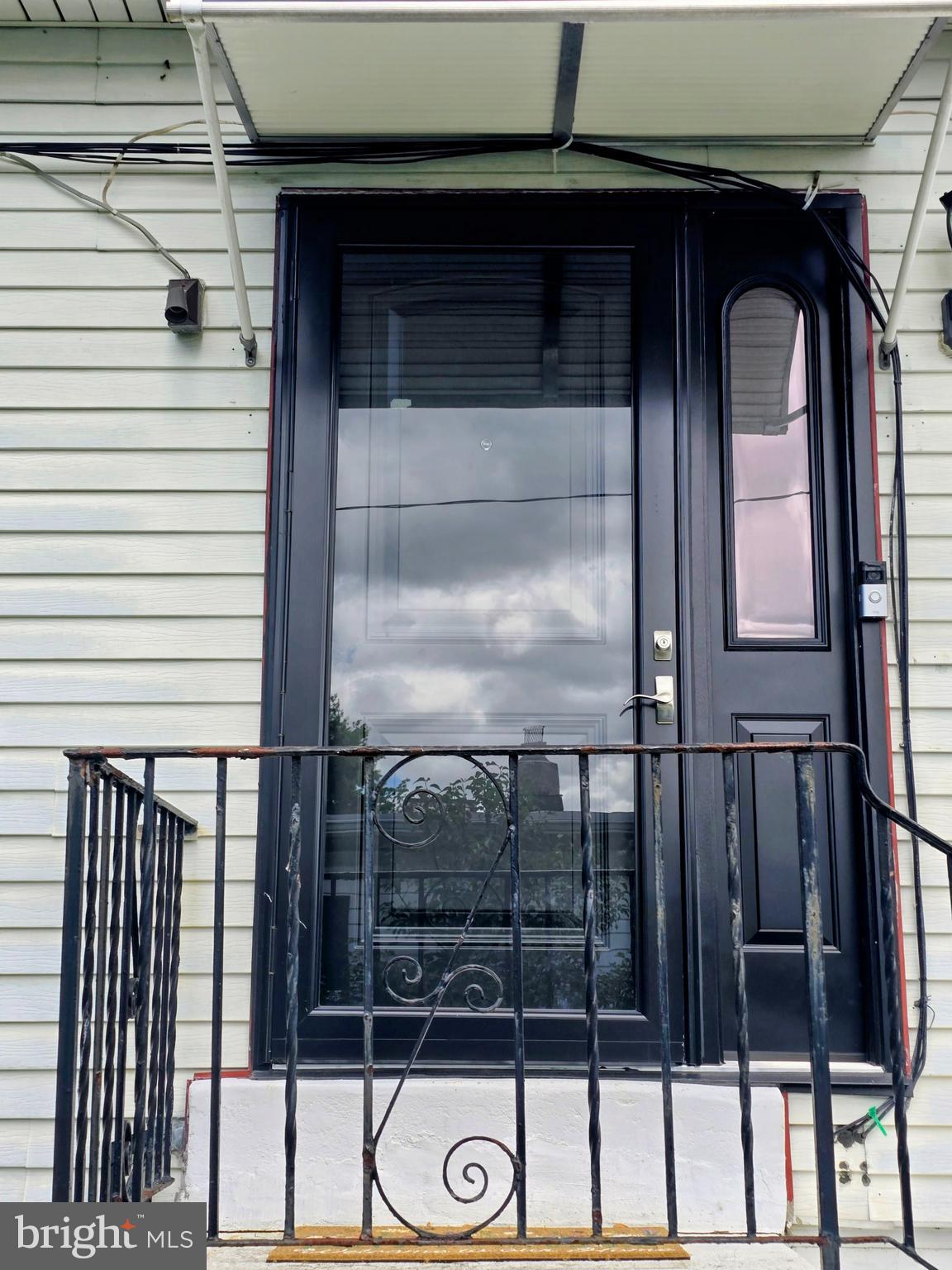 ROSLYN - Residential