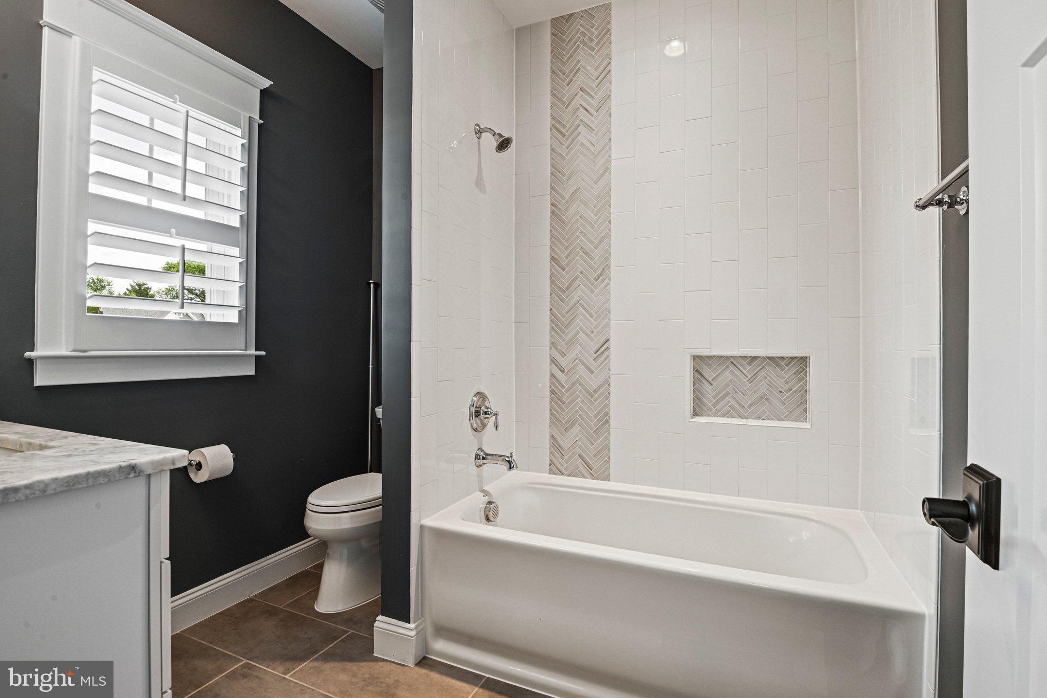 WESTBRIAR COUNTRY CLUB ESTATES - Residential