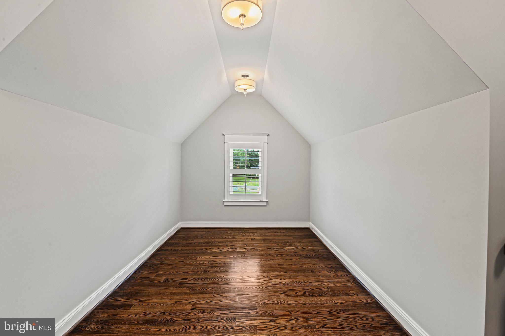 WESTBRIAR COUNTRY CLUB ESTATES - Residential