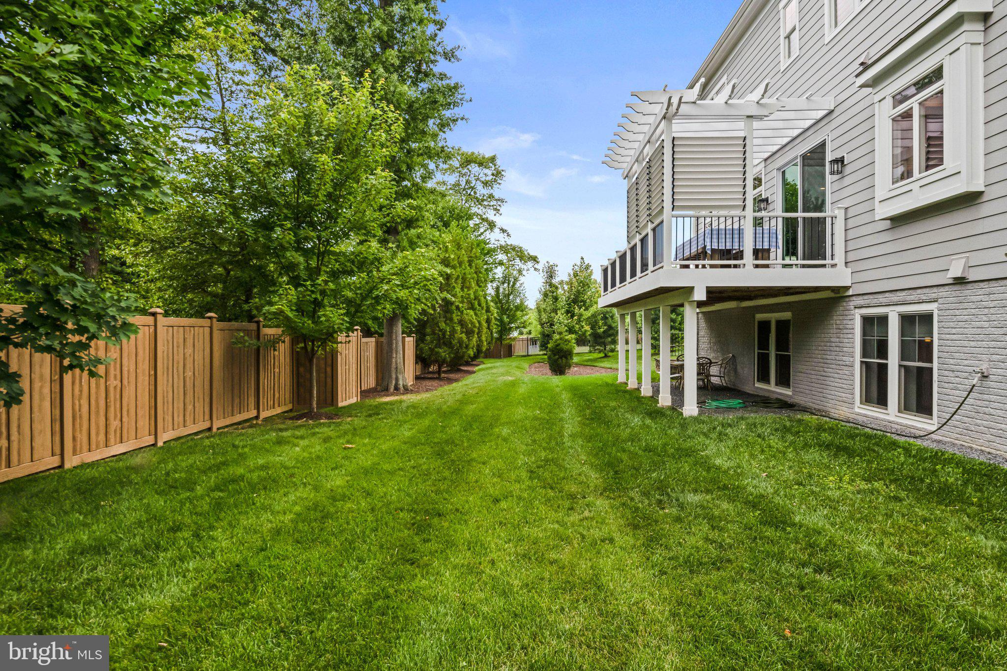 WESTBRIAR COUNTRY CLUB ESTATES - Residential