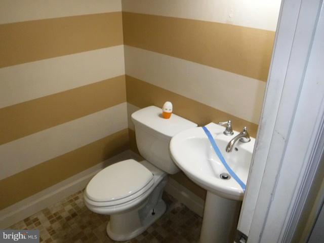 NORTHAMPTON - Residential